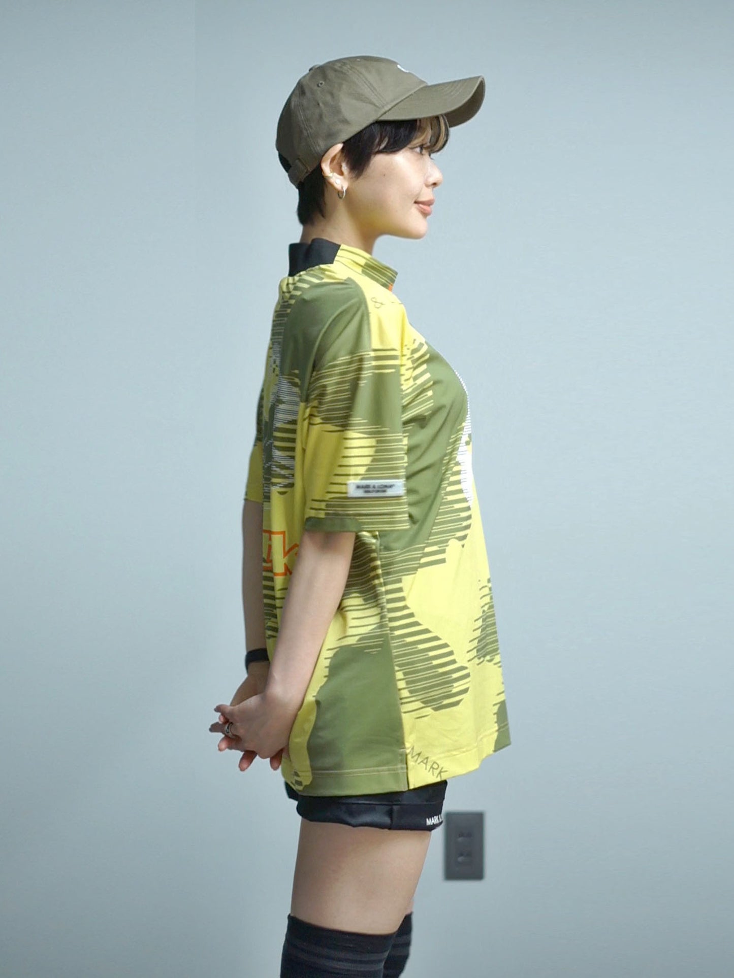Flow Camo Mock Neck Tee | MEN / YELLOW