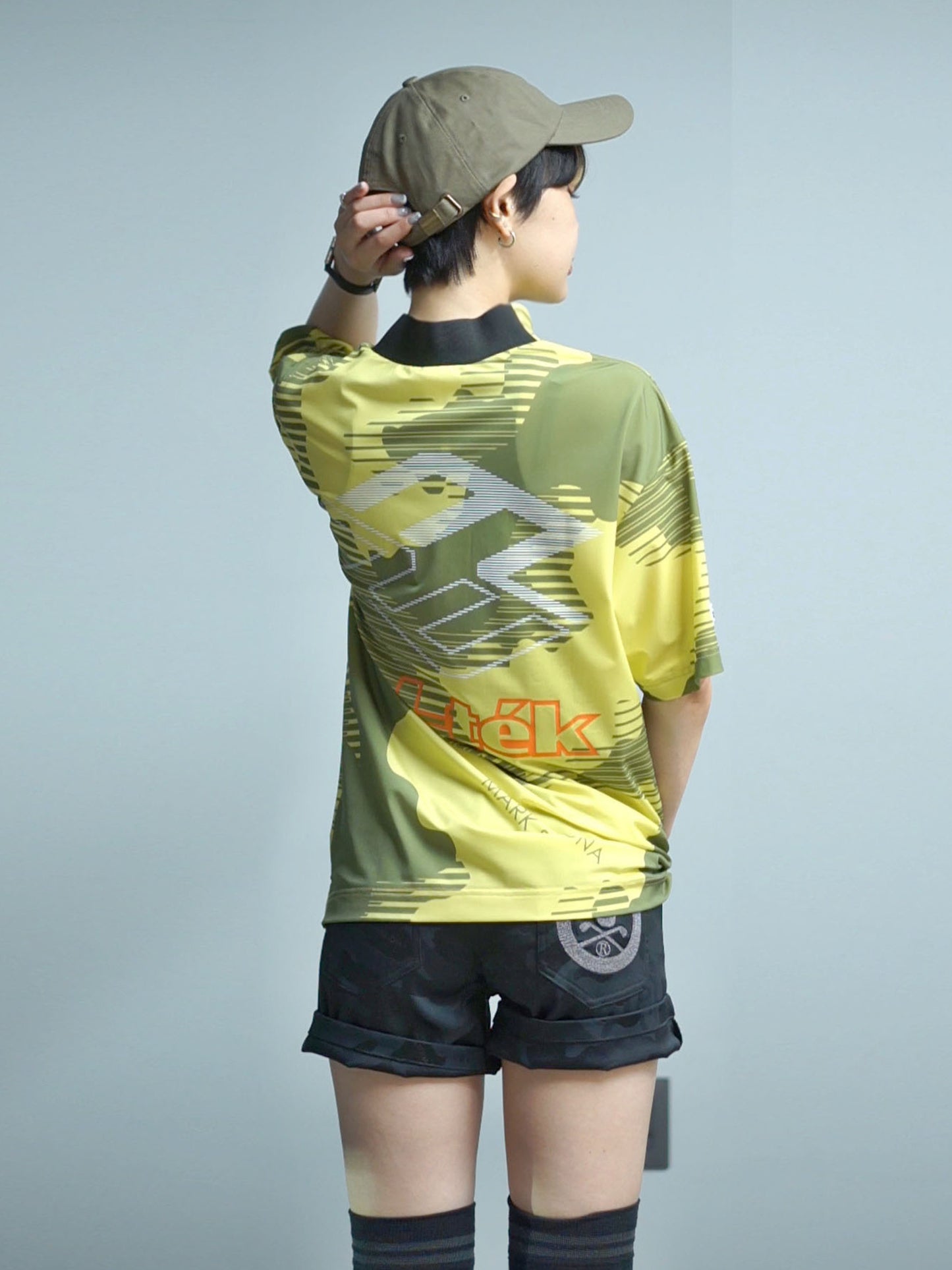 Flow Camo Mock Neck Tee | MEN / GREY