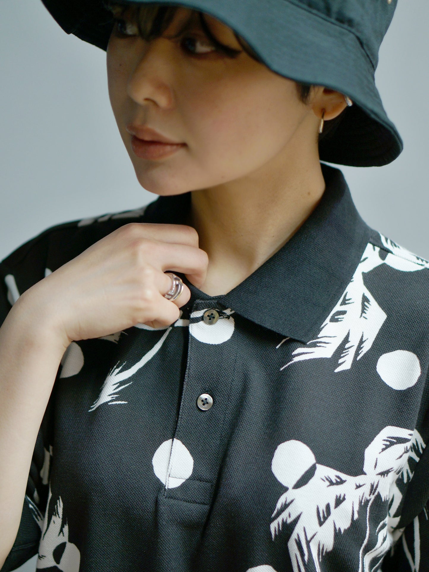 NVG×SUNSURF Moon Palm Tree Polo (BLACK)