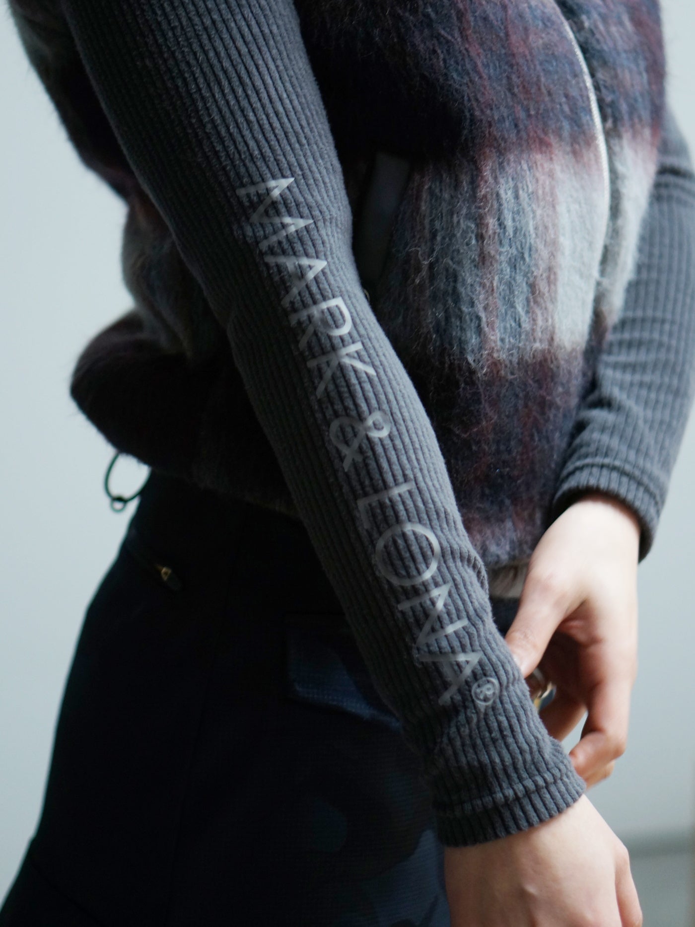 Lodi Ribbed Bottleneck Pullover | WOMEN / CHARCOAL