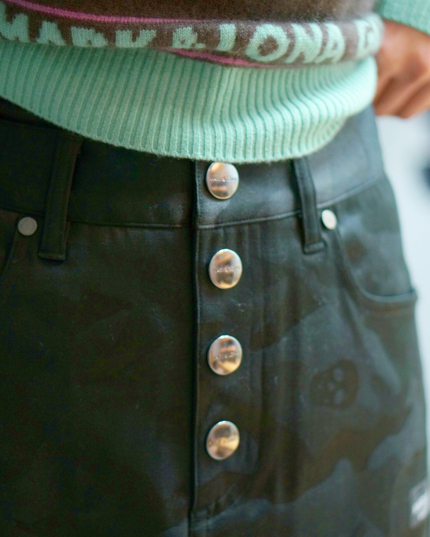 Gauge Jacquard Camo Skirt | WOMEN / BLACK