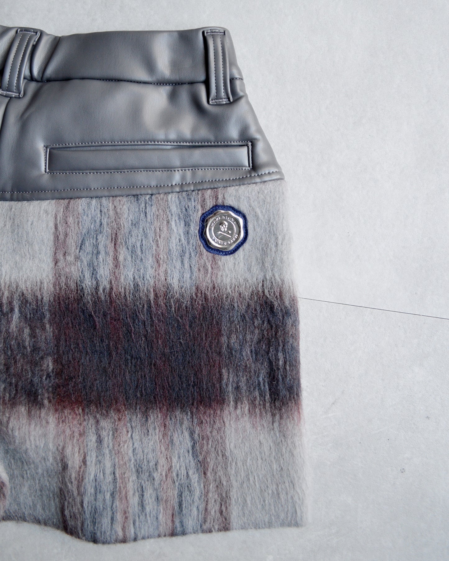 Shaggy Hybrid Shorts | WOMEN / NAVY