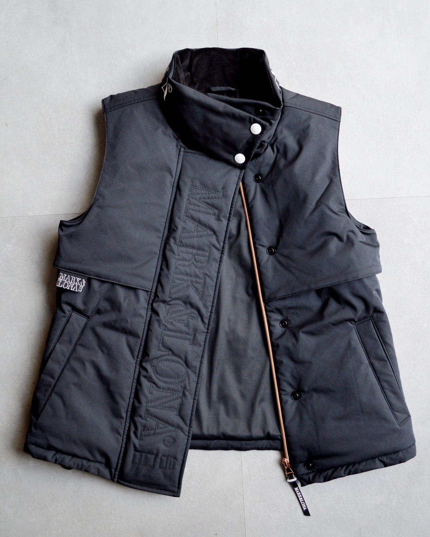 CD11-WYPV | WOMEN / BLACK