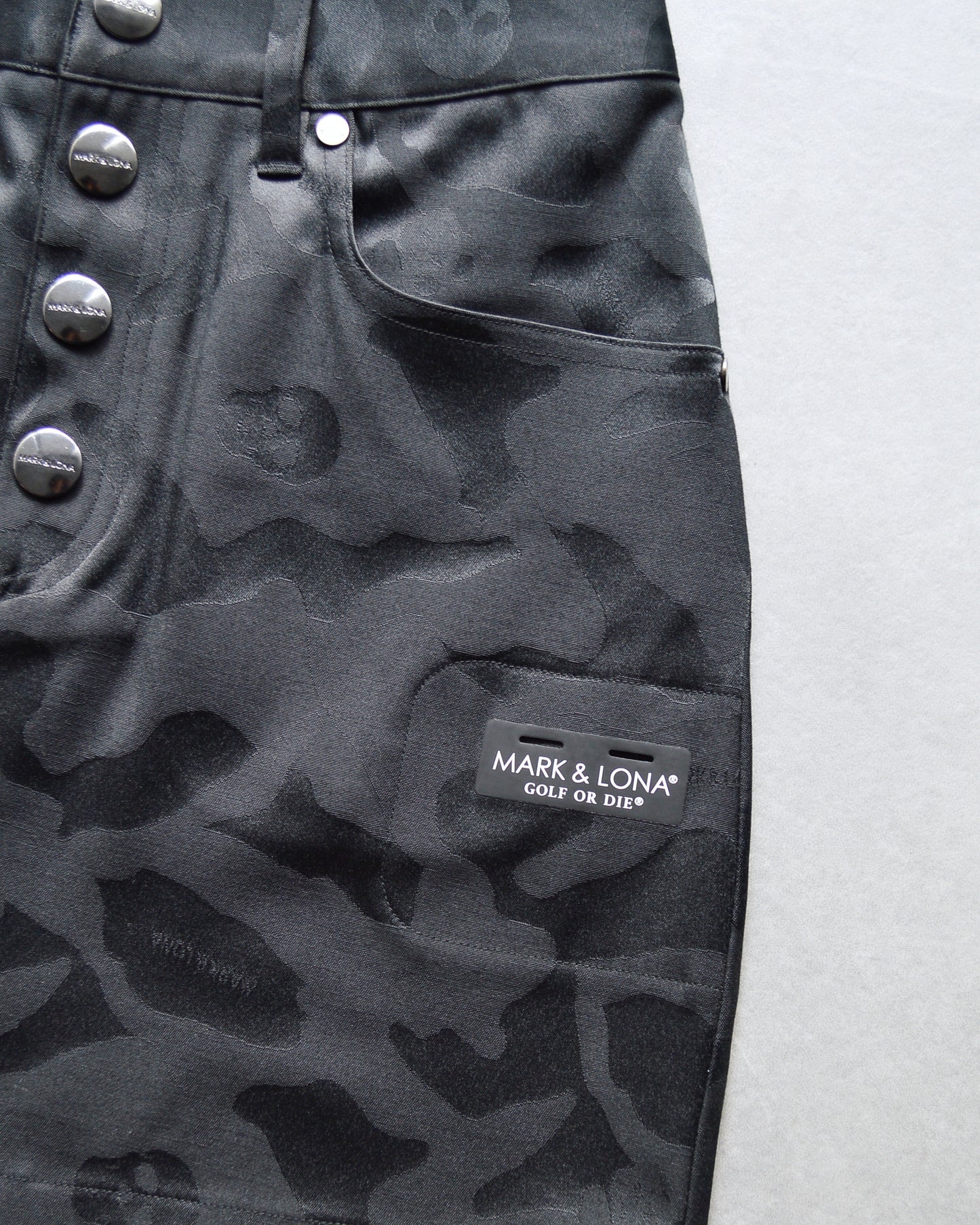 Gauge Jacquard Camo Skirt | WOMEN / BLACK