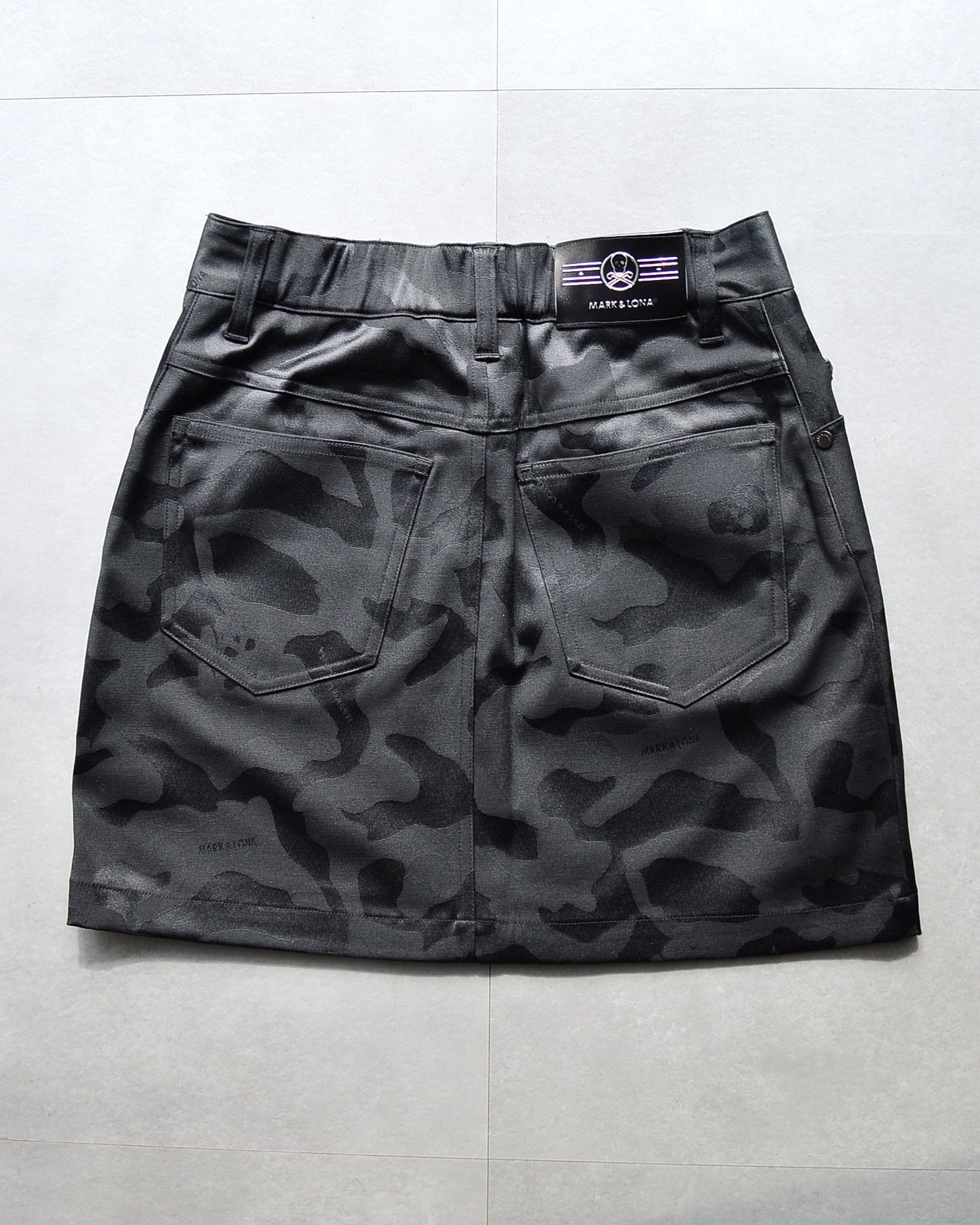 Gauge Jacquard Camo Skirt | WOMEN / BLACK