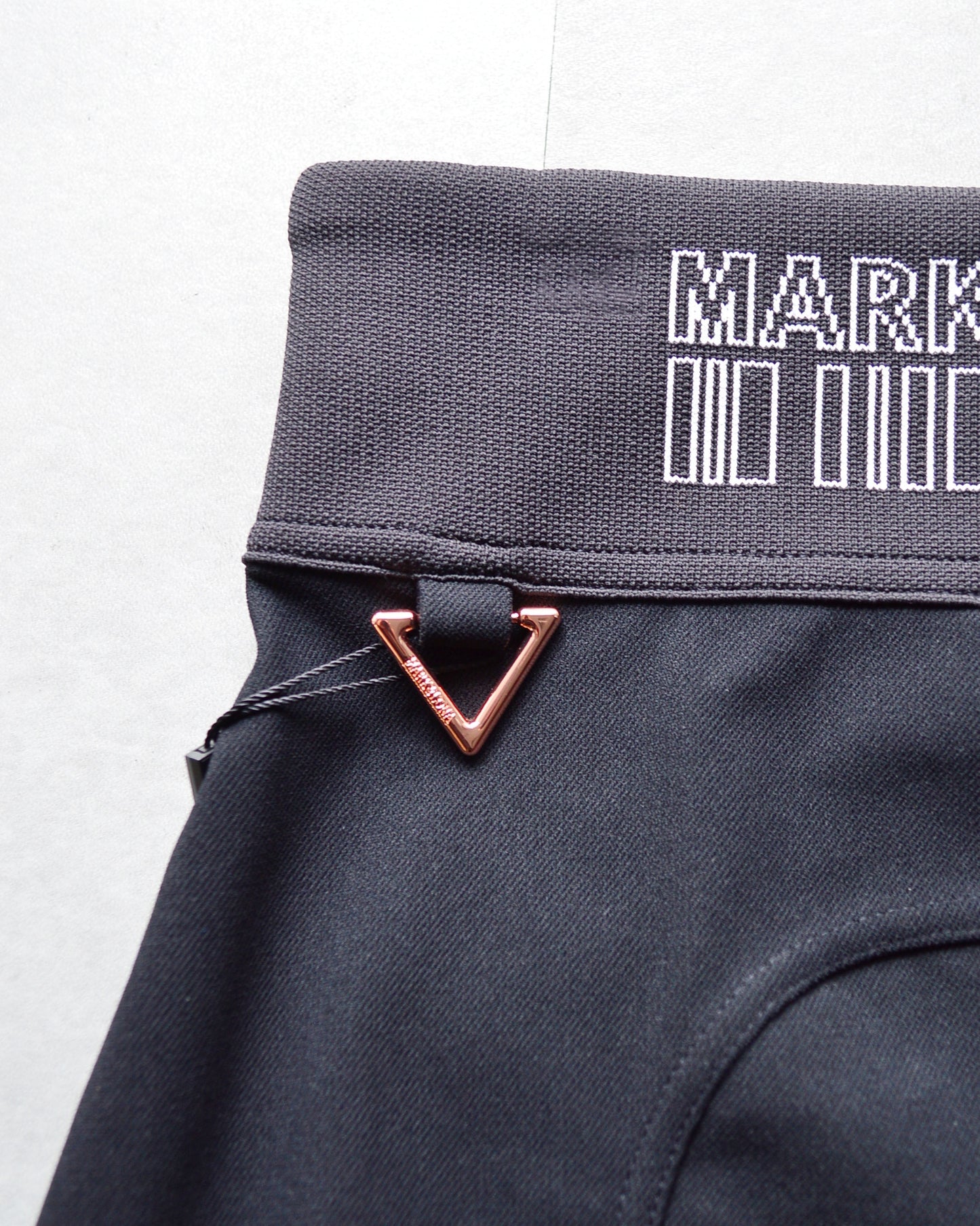 CD10-EBSK | WOMEN / BLACK