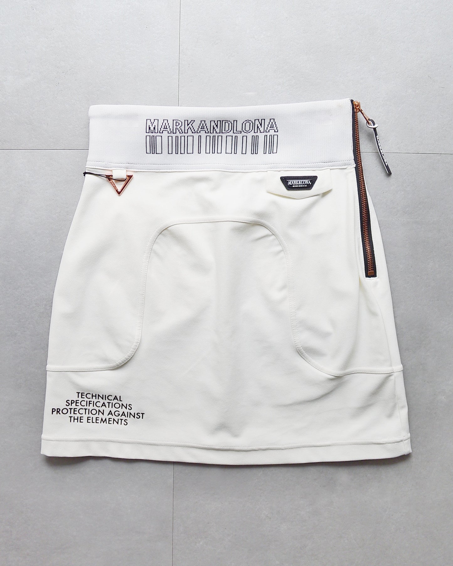 CD10-EBSK | WOMEN / WHITE