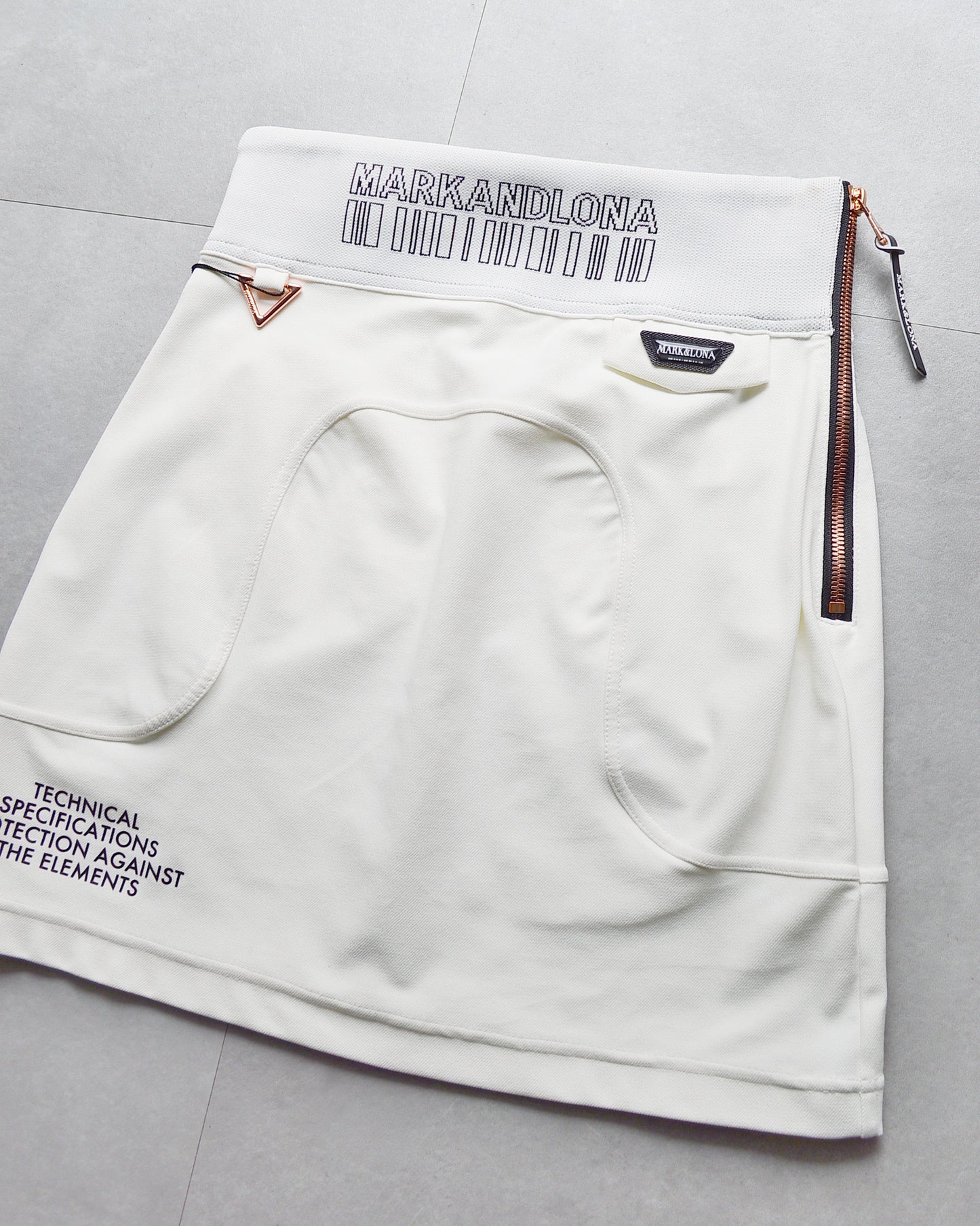 CD10-EBSK | WOMEN / WHITE