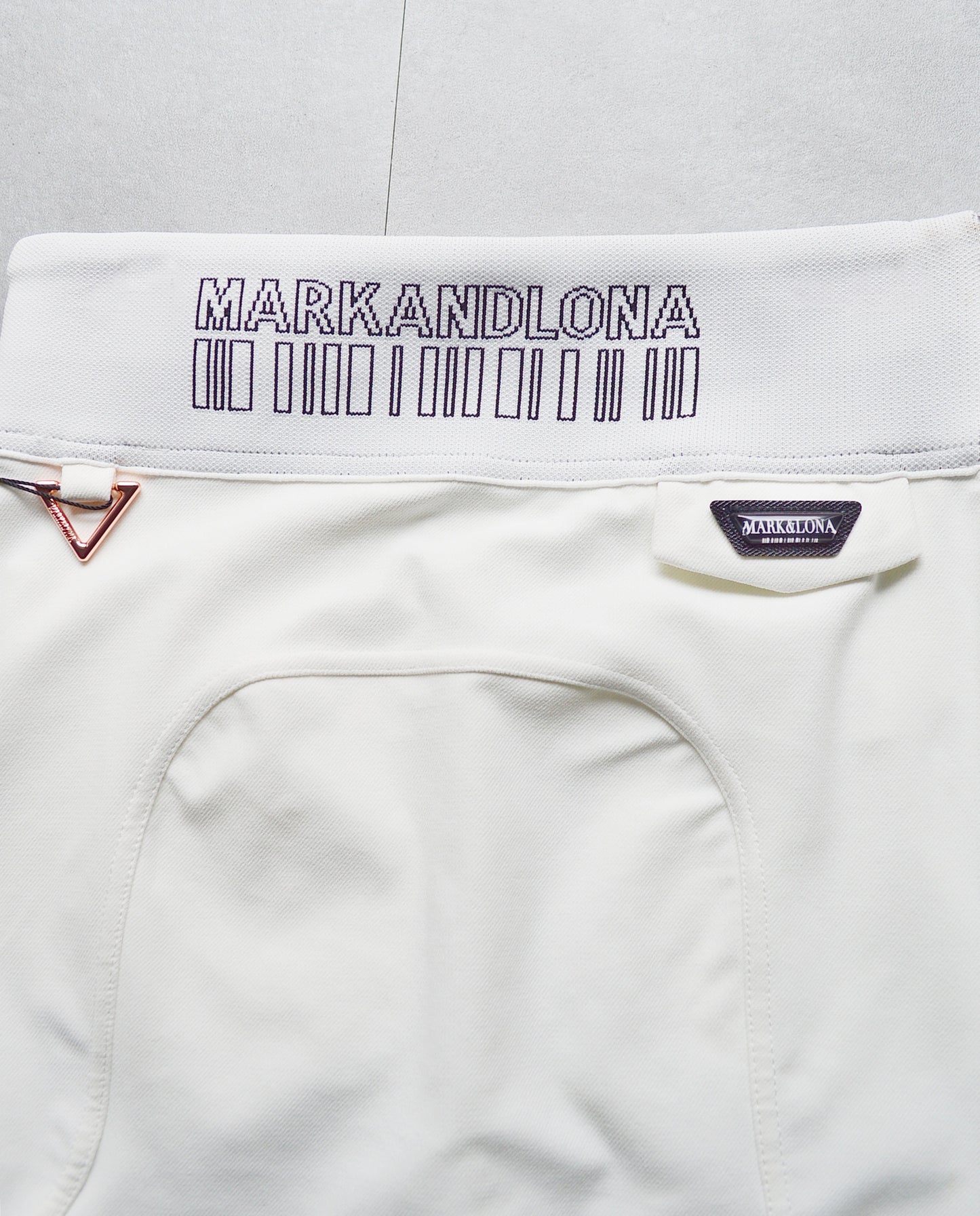 CD10-EBSK | WOMEN / WHITE