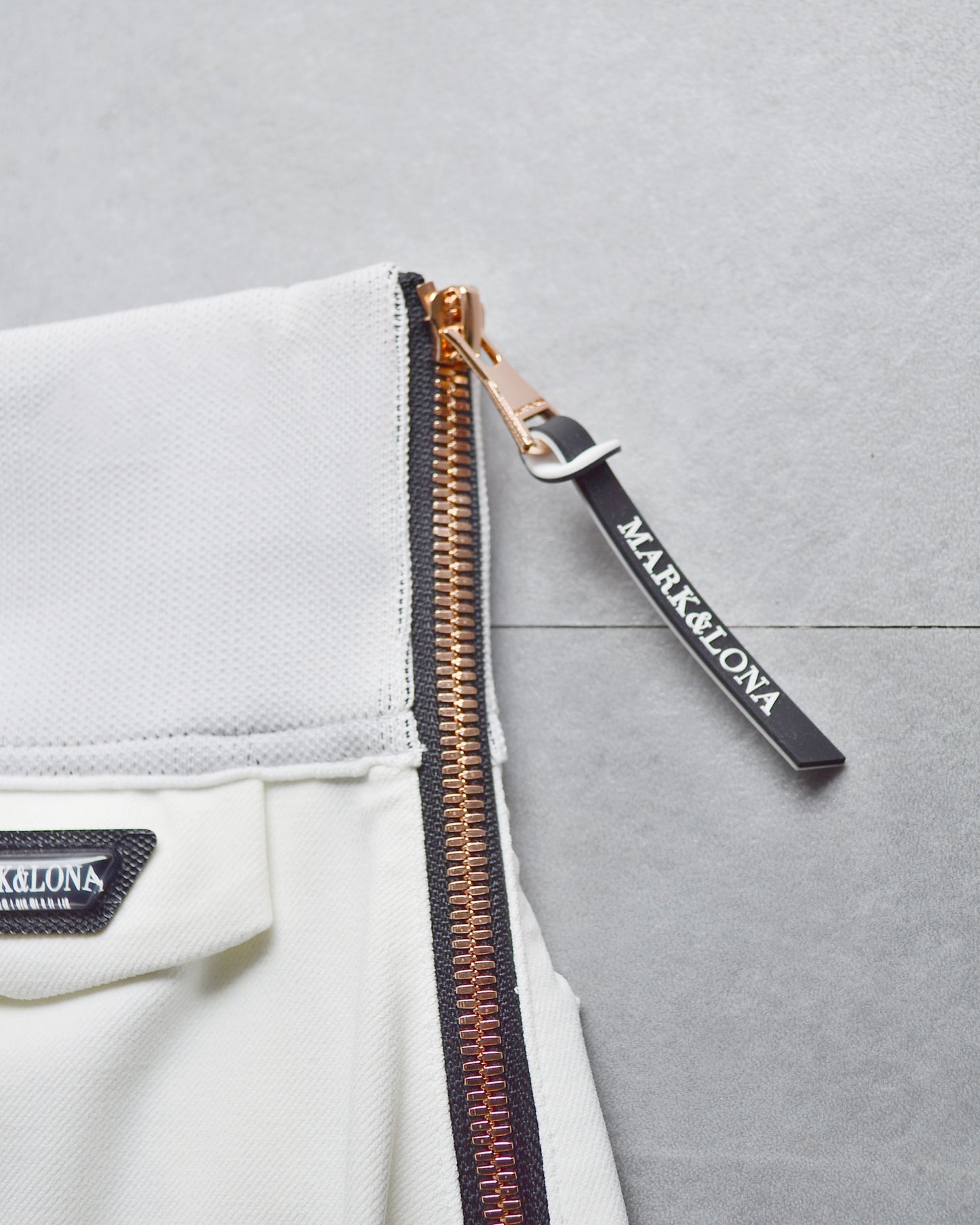 CD10-EBSK | WOMEN / WHITE