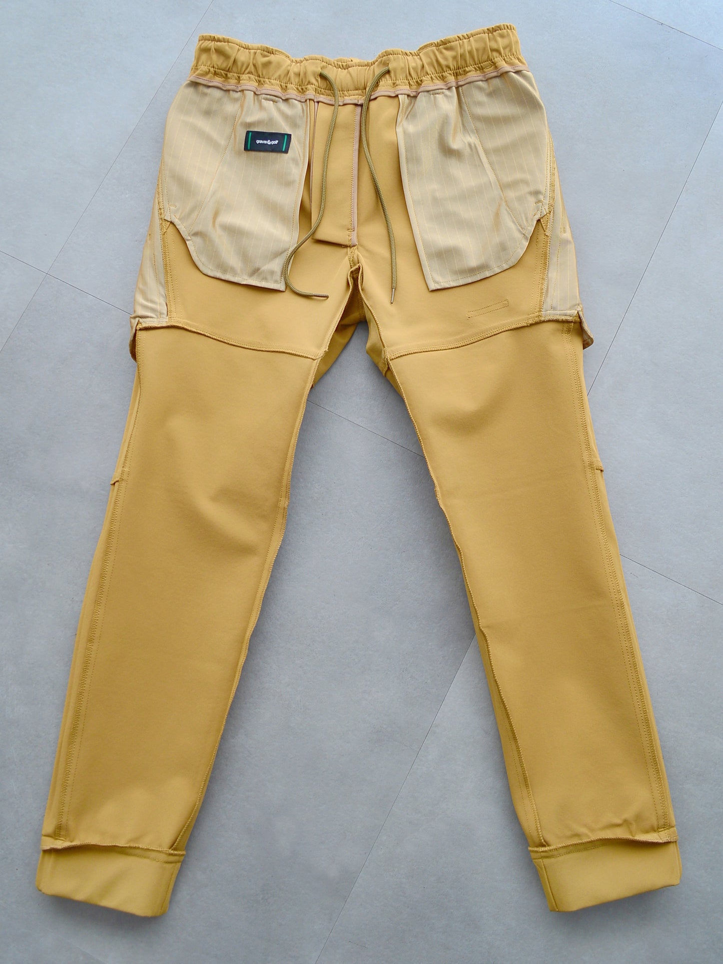 Tweak Zip Pants| MEN / BEIGE