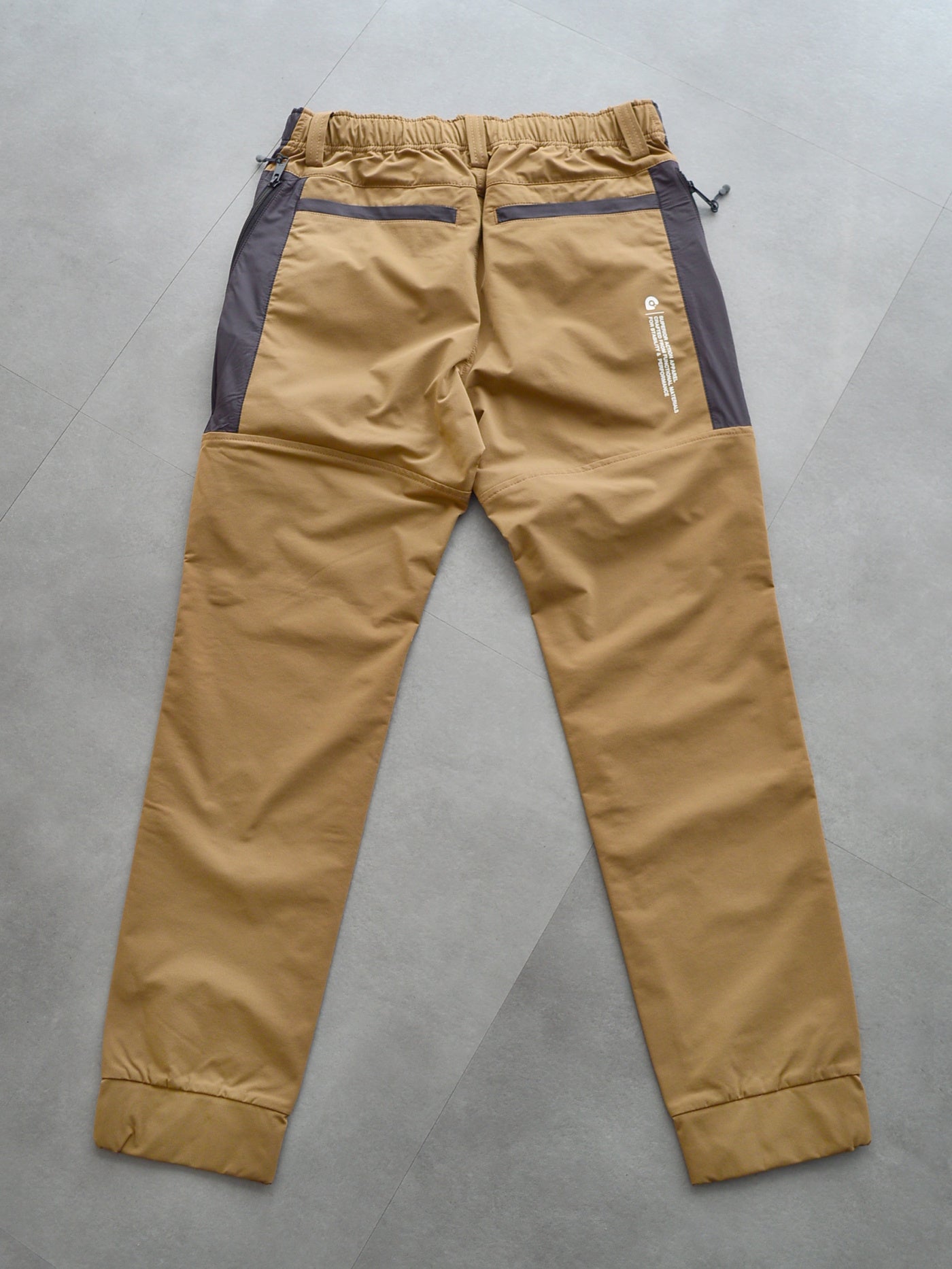Side Zip Jogger Pants| MEN / BROWN