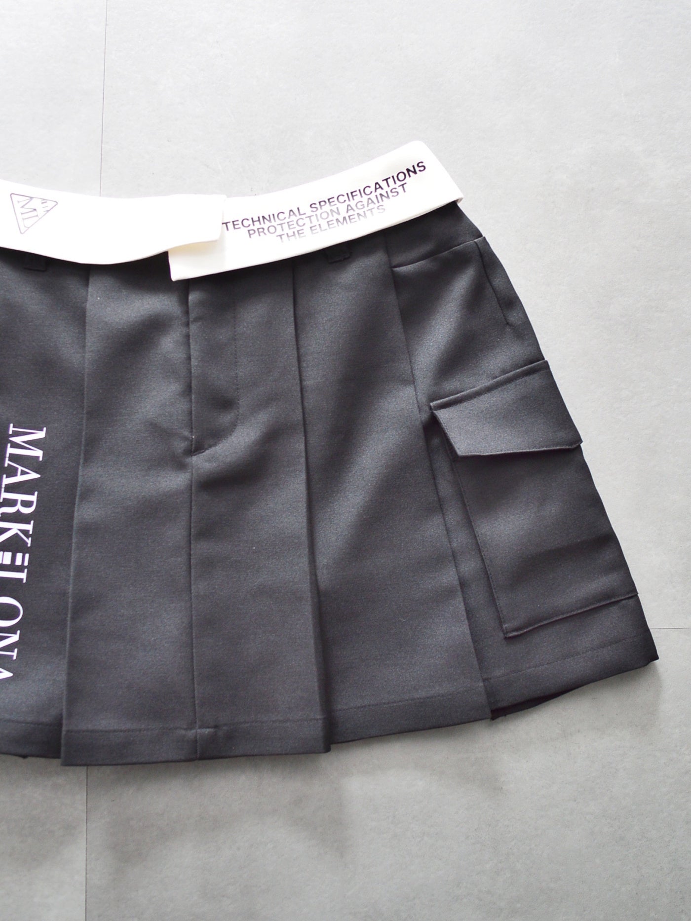 CD12-HWSK | WOMEN / BLACK