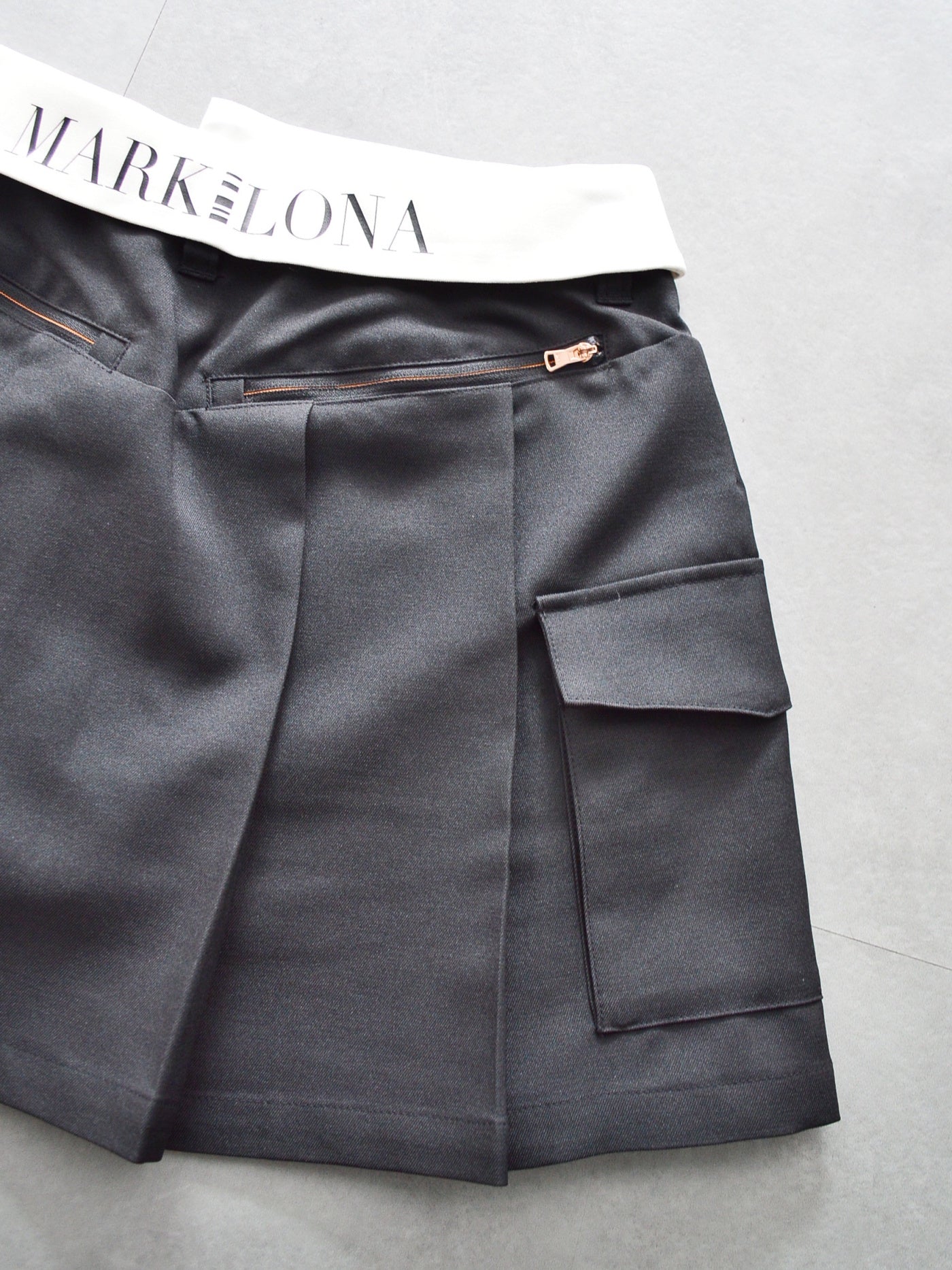 CD12-HWSK | WOMEN / BLACK