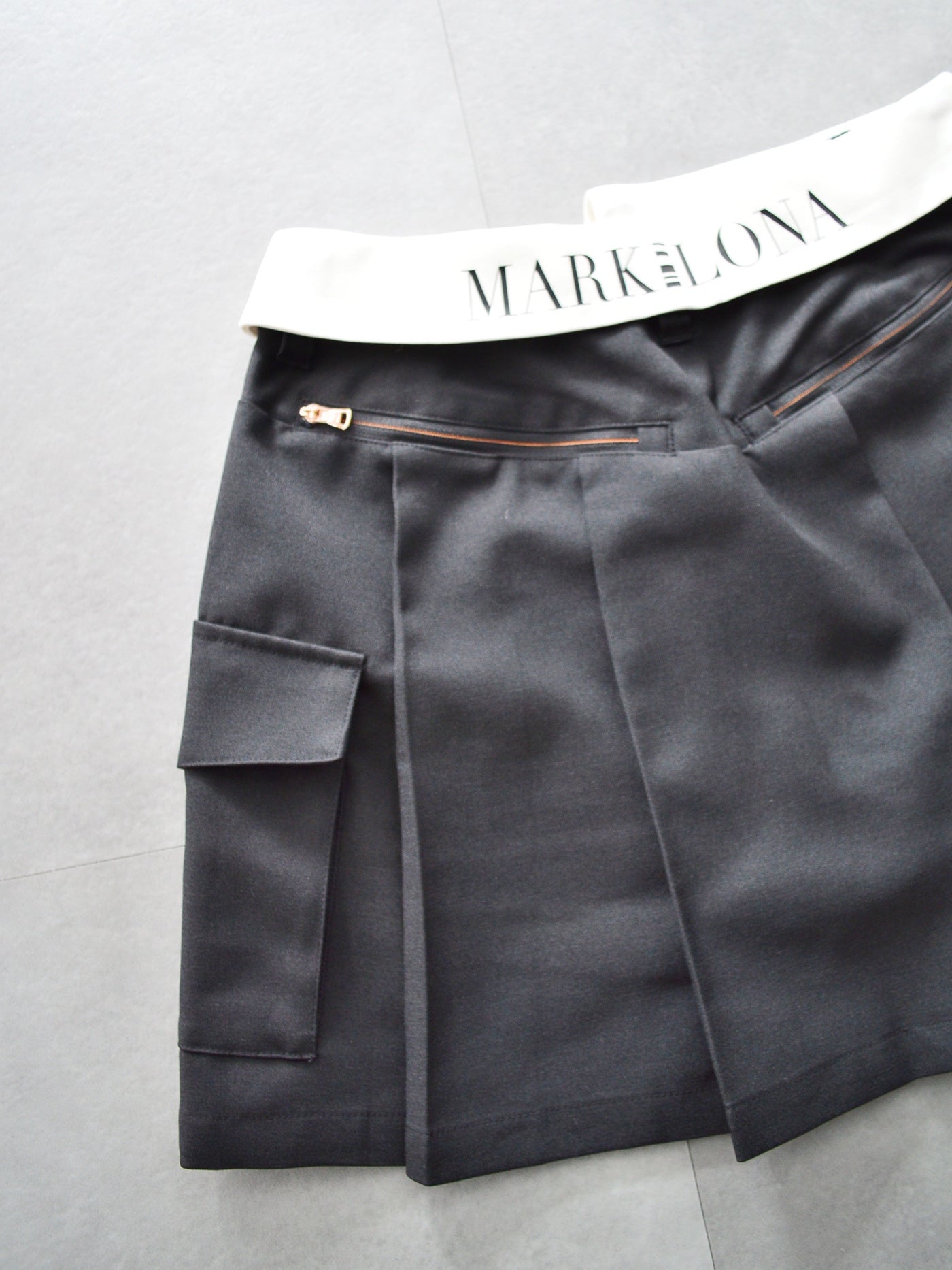 CD12-HWSK | WOMEN / BLACK