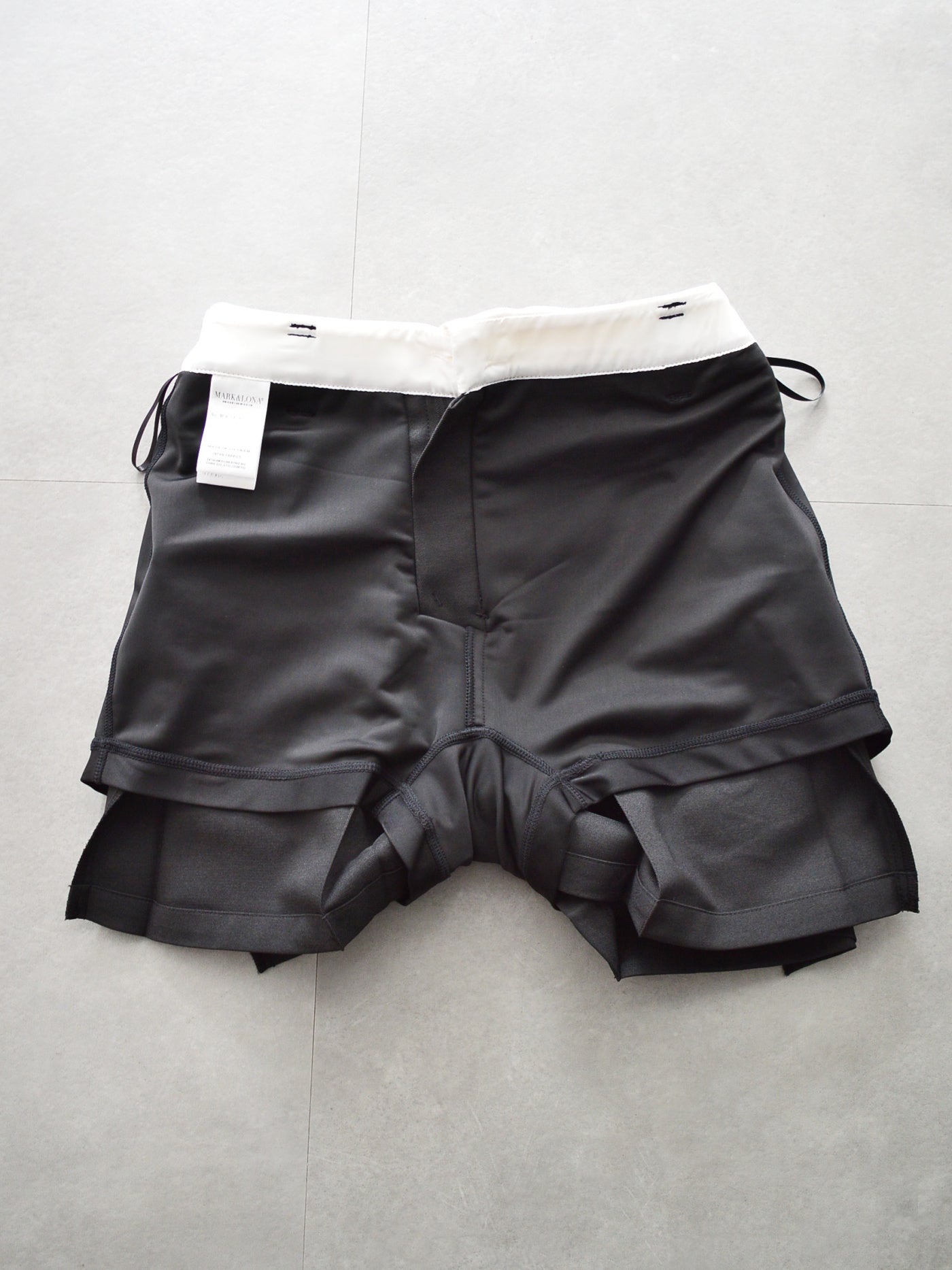 CD12-HWSK | WOMEN / BLACK