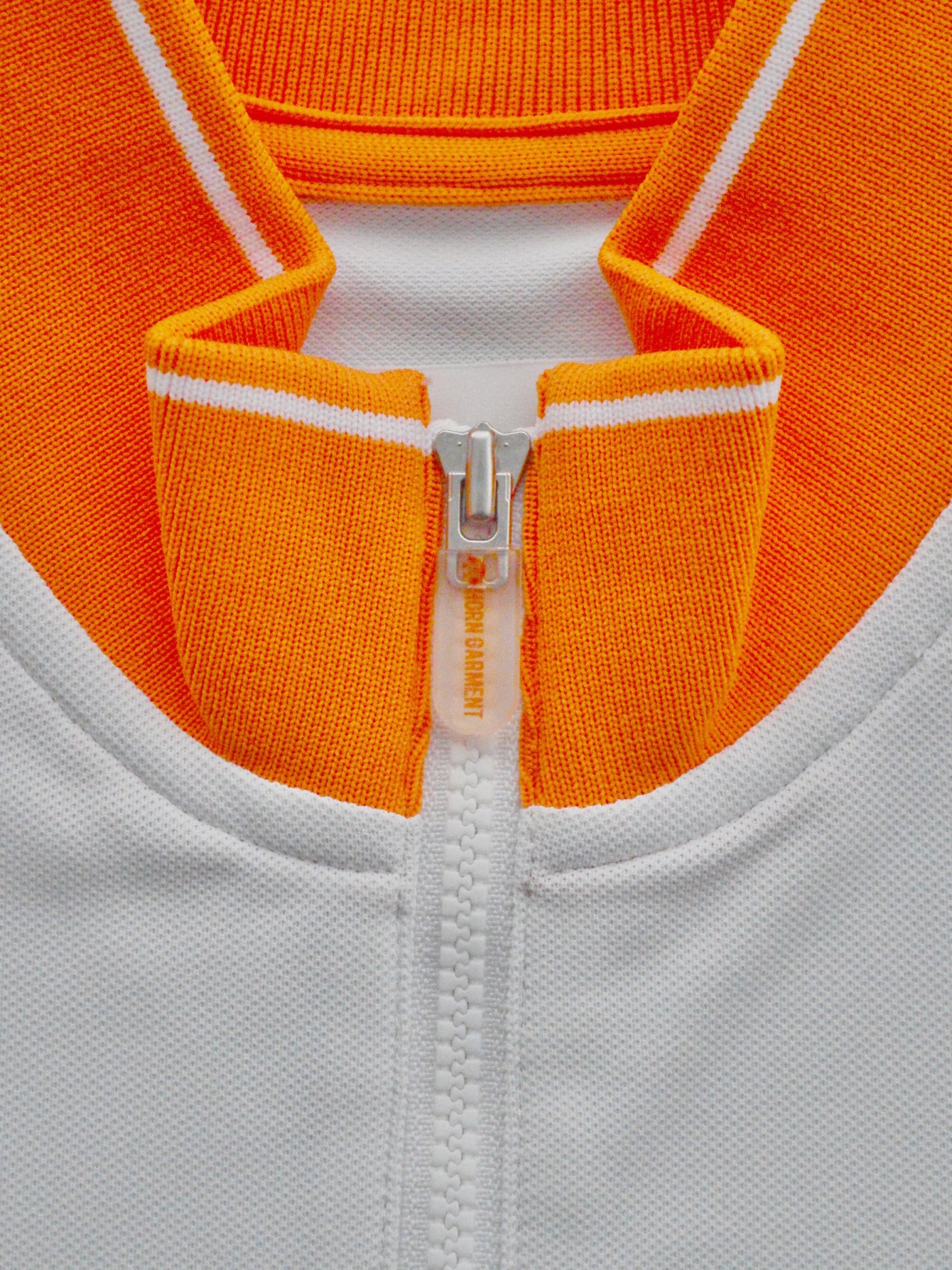 YLB Felix Mock Neck Tee | WOMEN / WHITE
