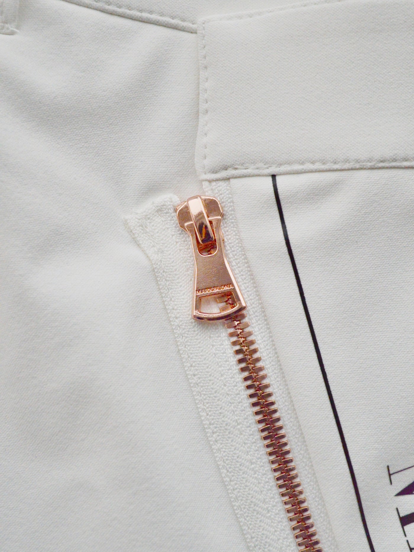 CD12-AYSK | WOMEN / WHITE