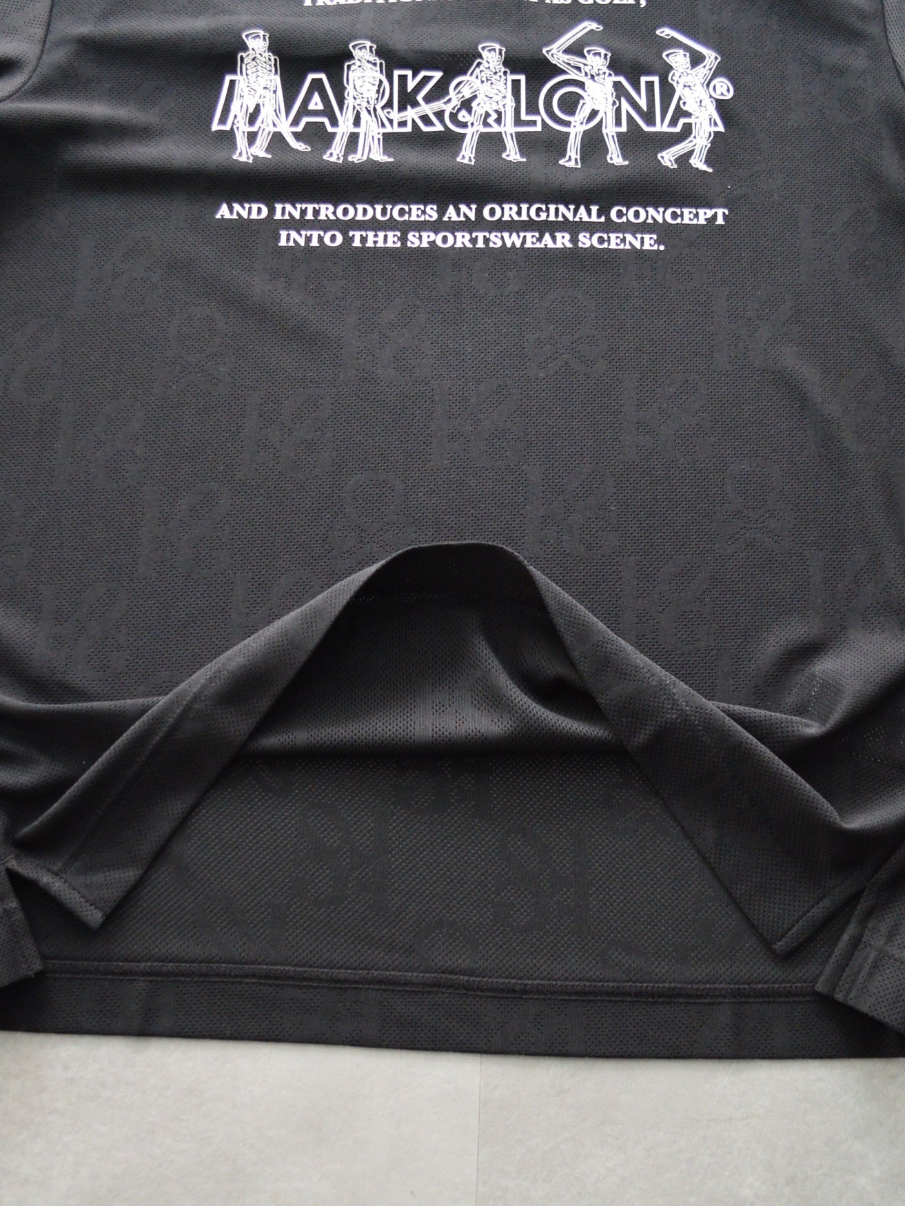 Motion Skull Mock Neck | MEN / BLACK