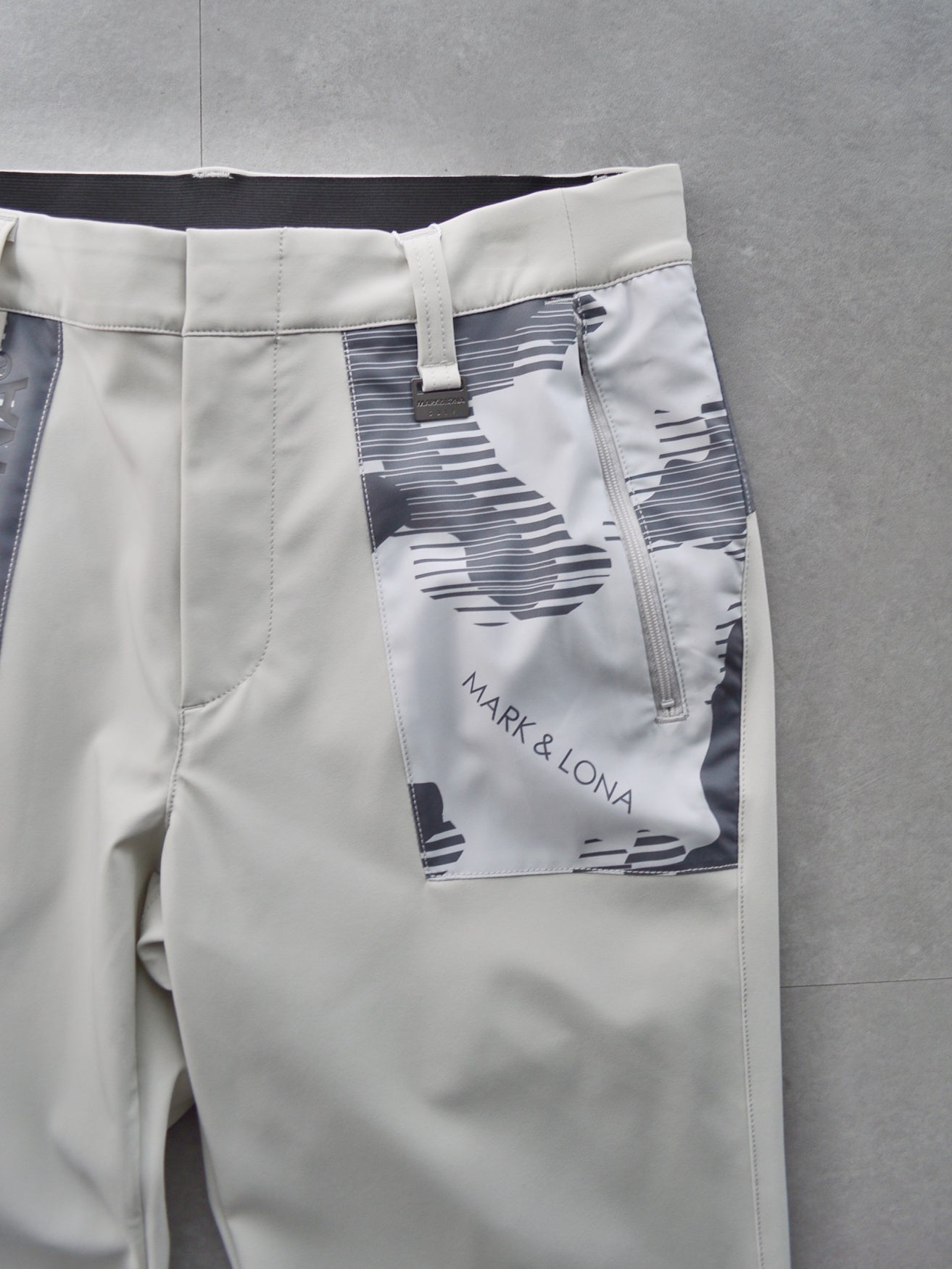 Flow Camouflage Panel Pants | MEN / GREY