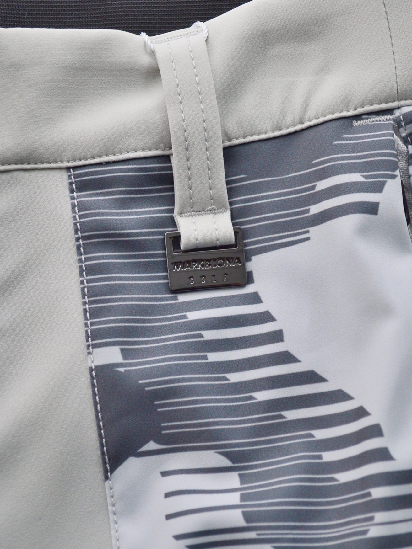 Flow Camouflage Panel Pants | MEN / GREY