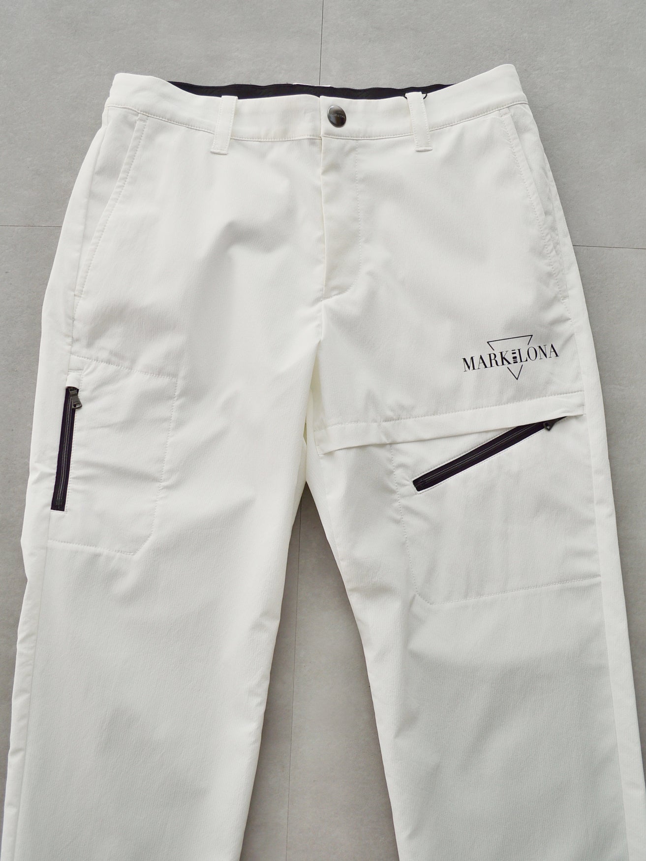 CD12-CMPT | MEN / WHITE