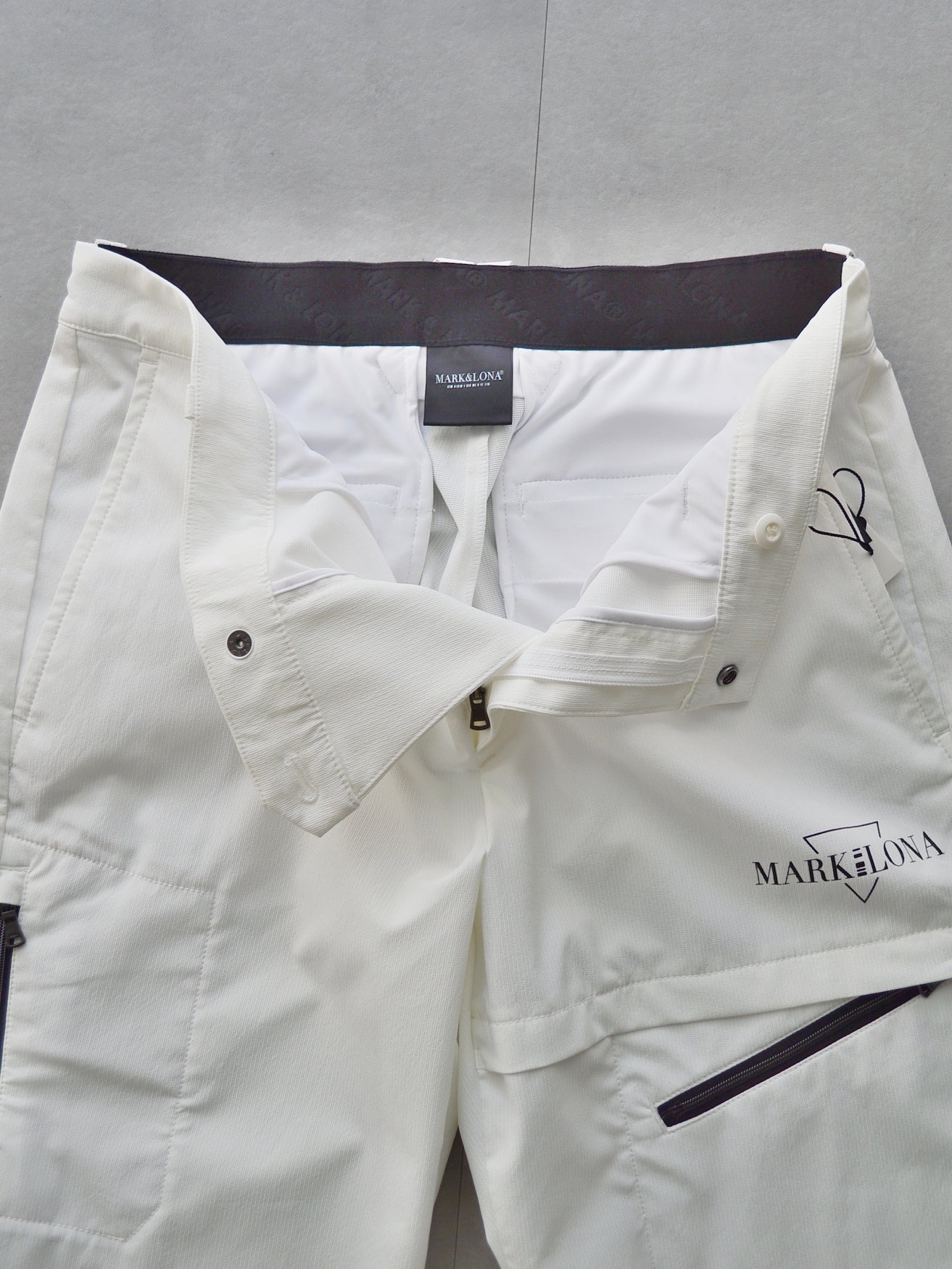 CD12-CMPT | MEN / WHITE