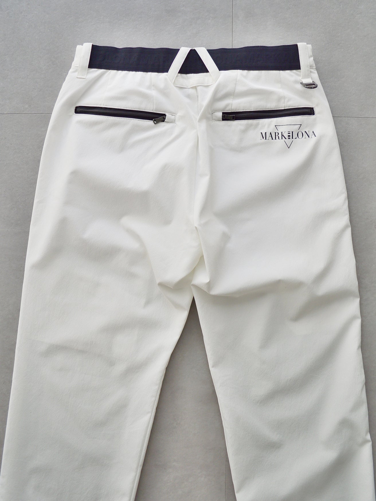 CD12-CMPT | MEN / WHITE