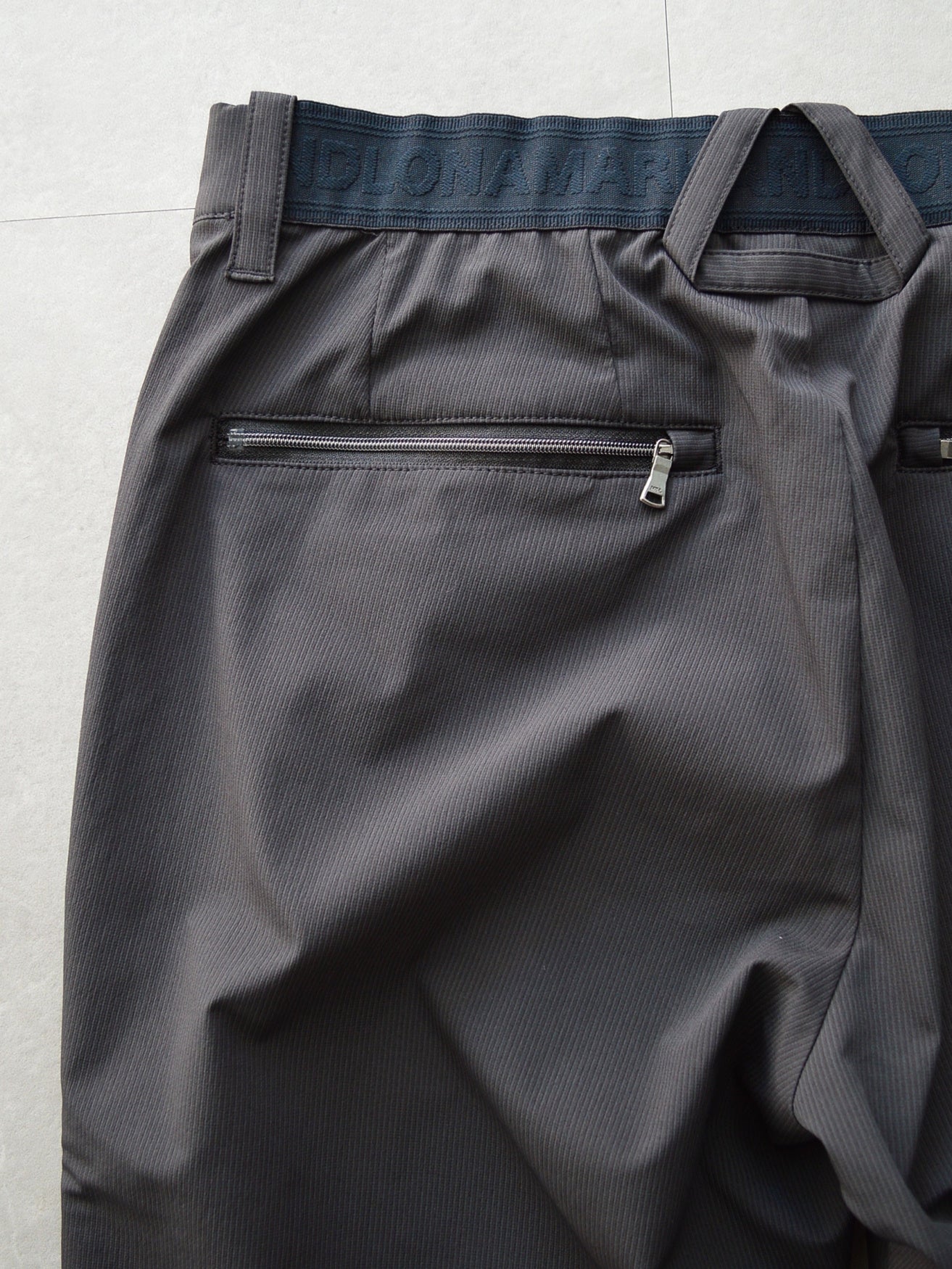 CD12-CMPT | MEN / BLACK
