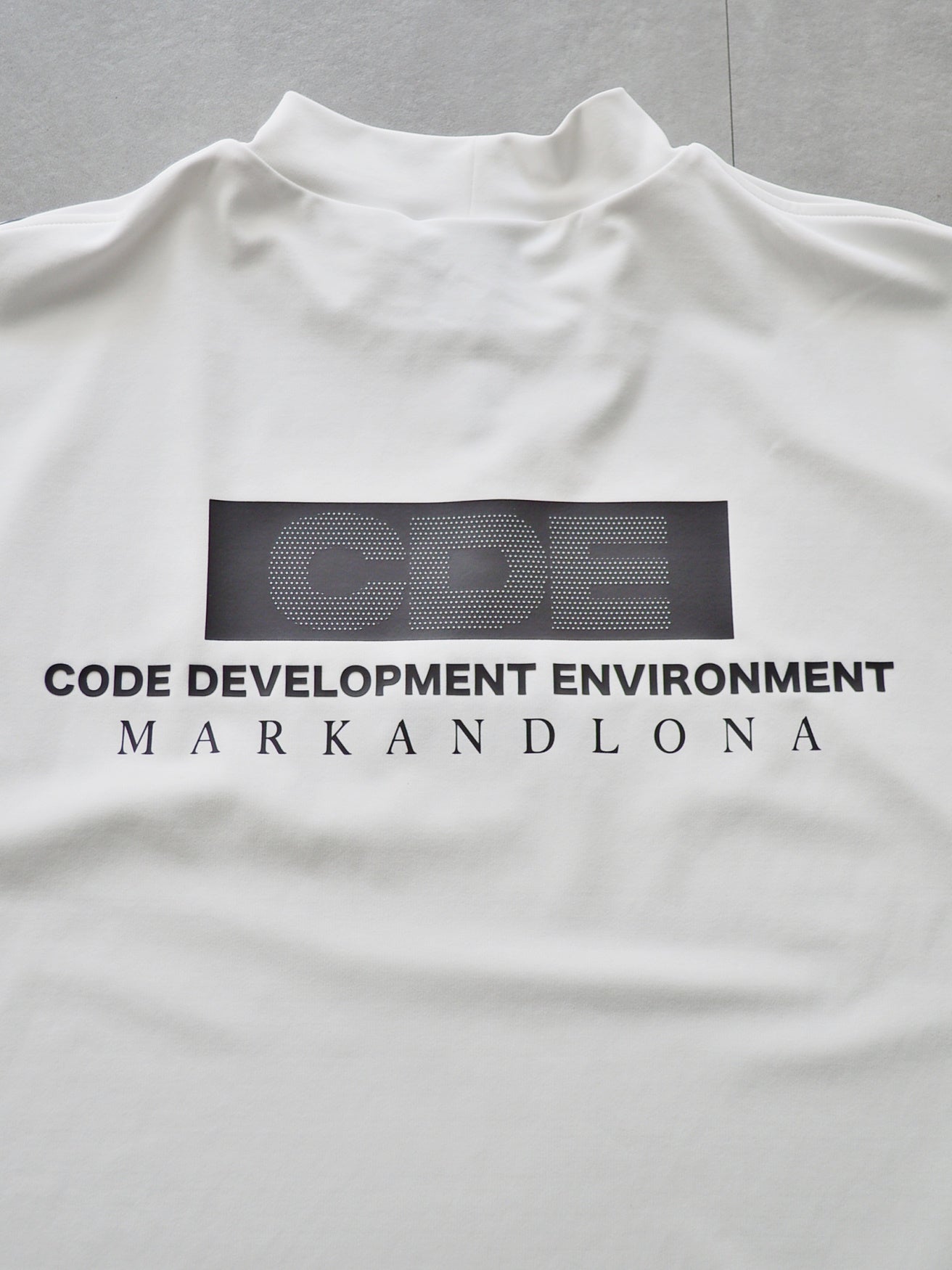 CD12-DPMT | MEN / WHITE