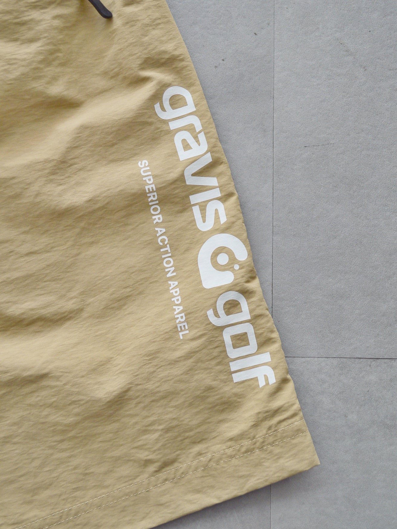 Nylon Short Pants| MEN / BEIGE