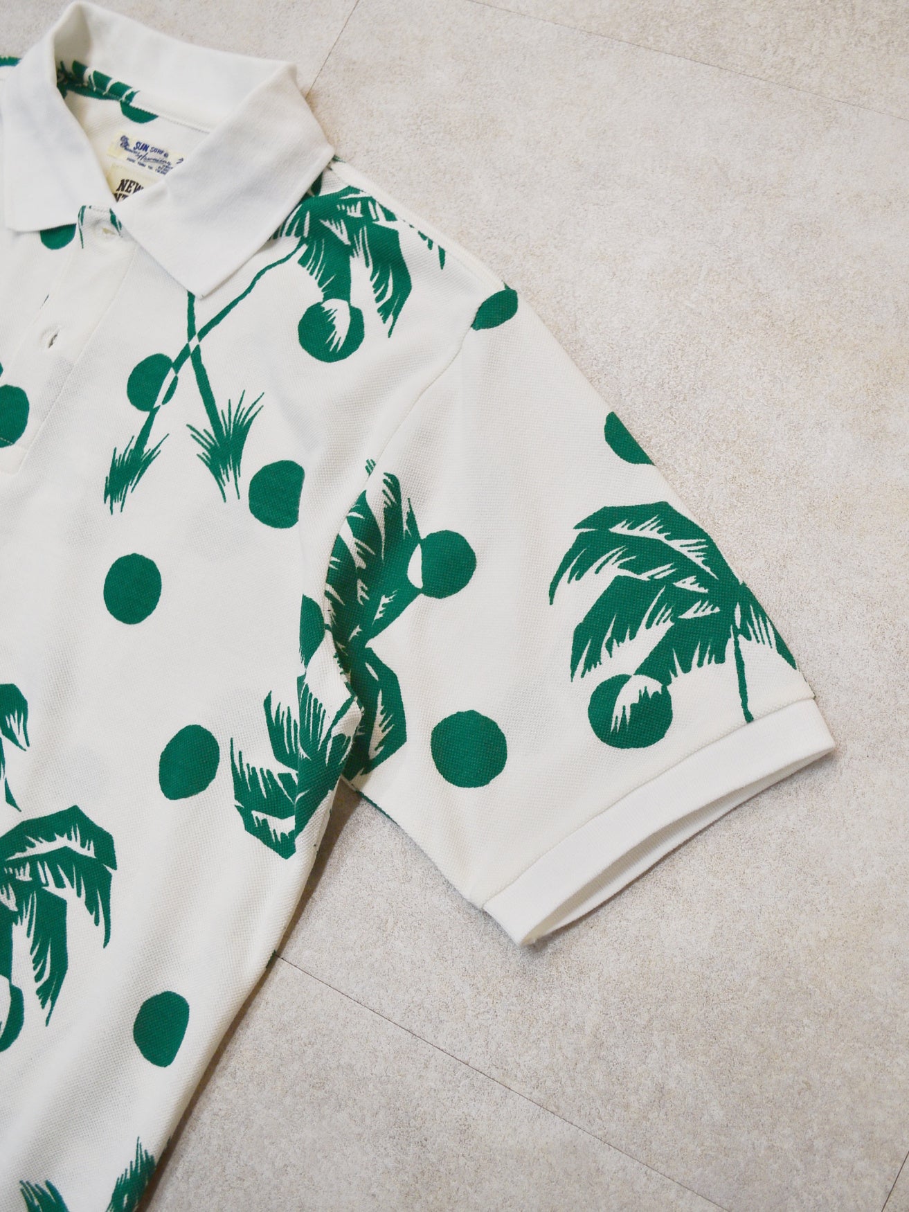 NVG×SUNSURF Moon Palm Tree Polo (OFF.WHITE)