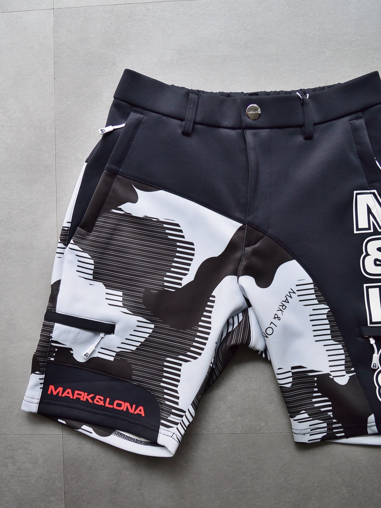 Flow Camo Shorts | MEN / BLACK