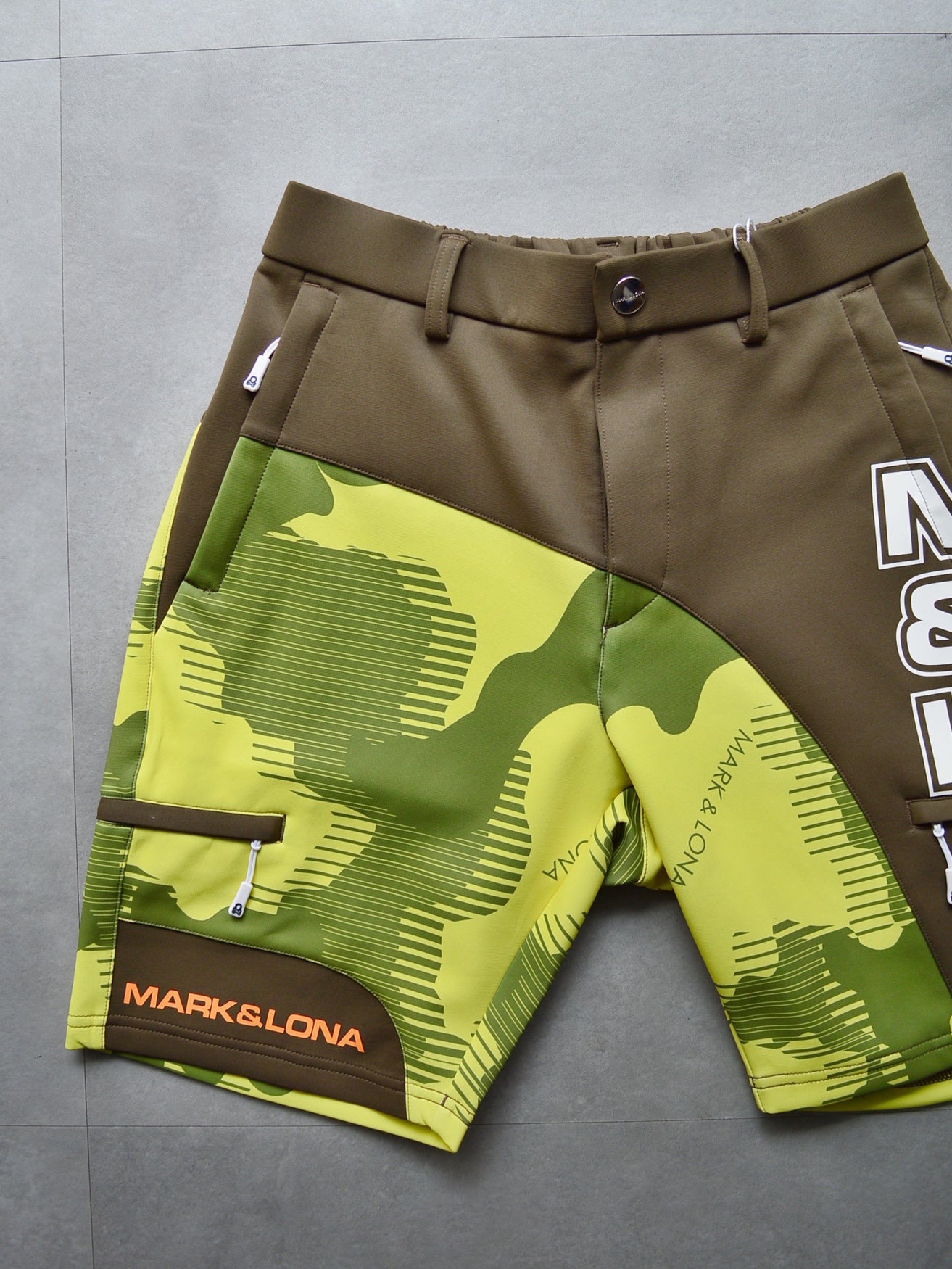 Flow Camo Shorts | MEN / YELLOW