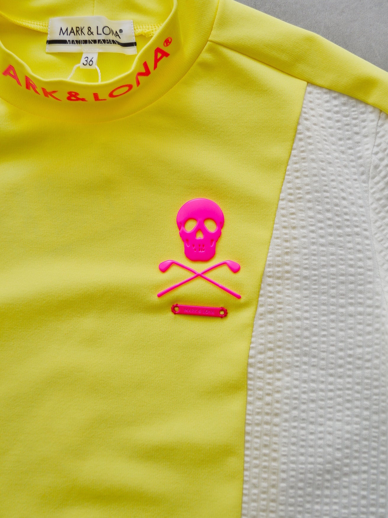 Calde Panel Mock Neck | WOMEN / YELLOW