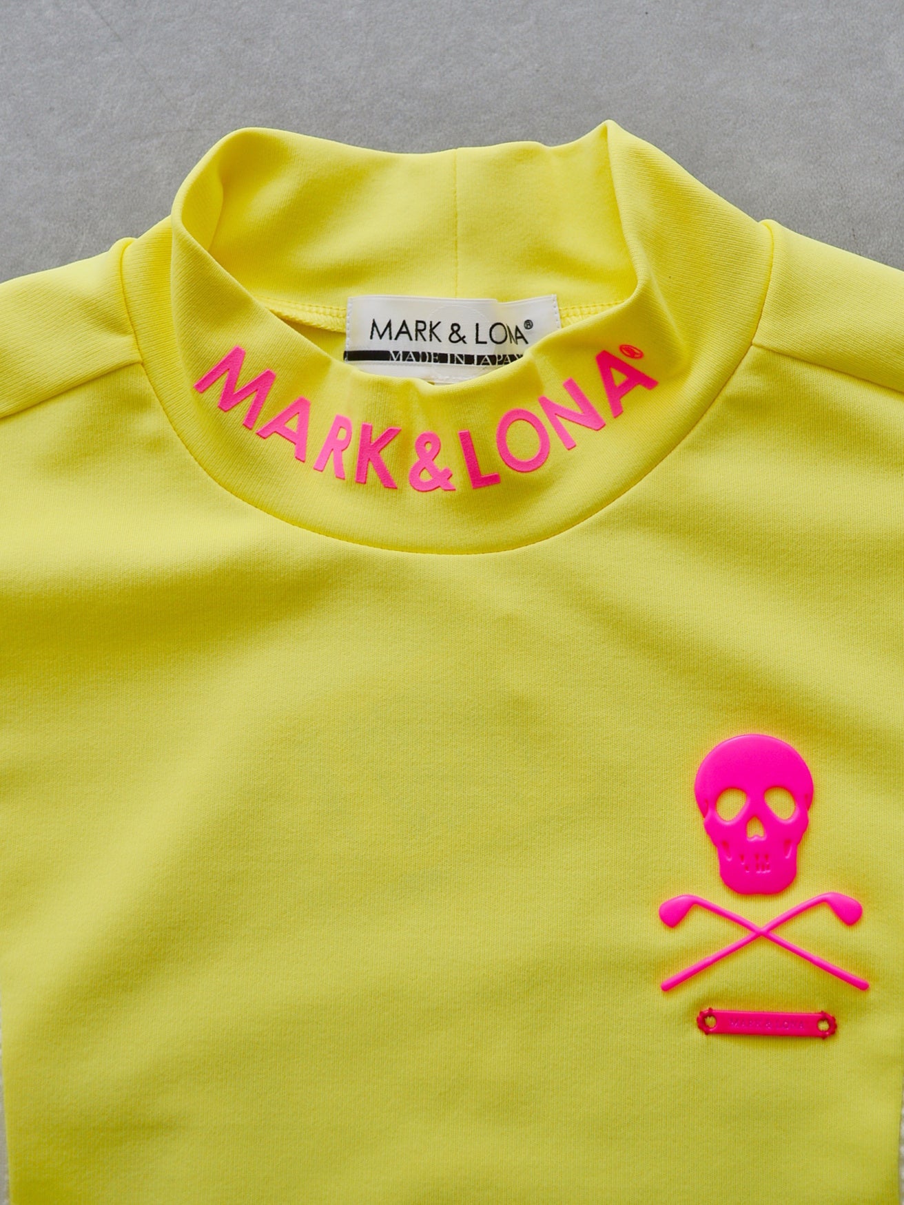 Calde Panel Mock Neck | WOMEN / YELLOW