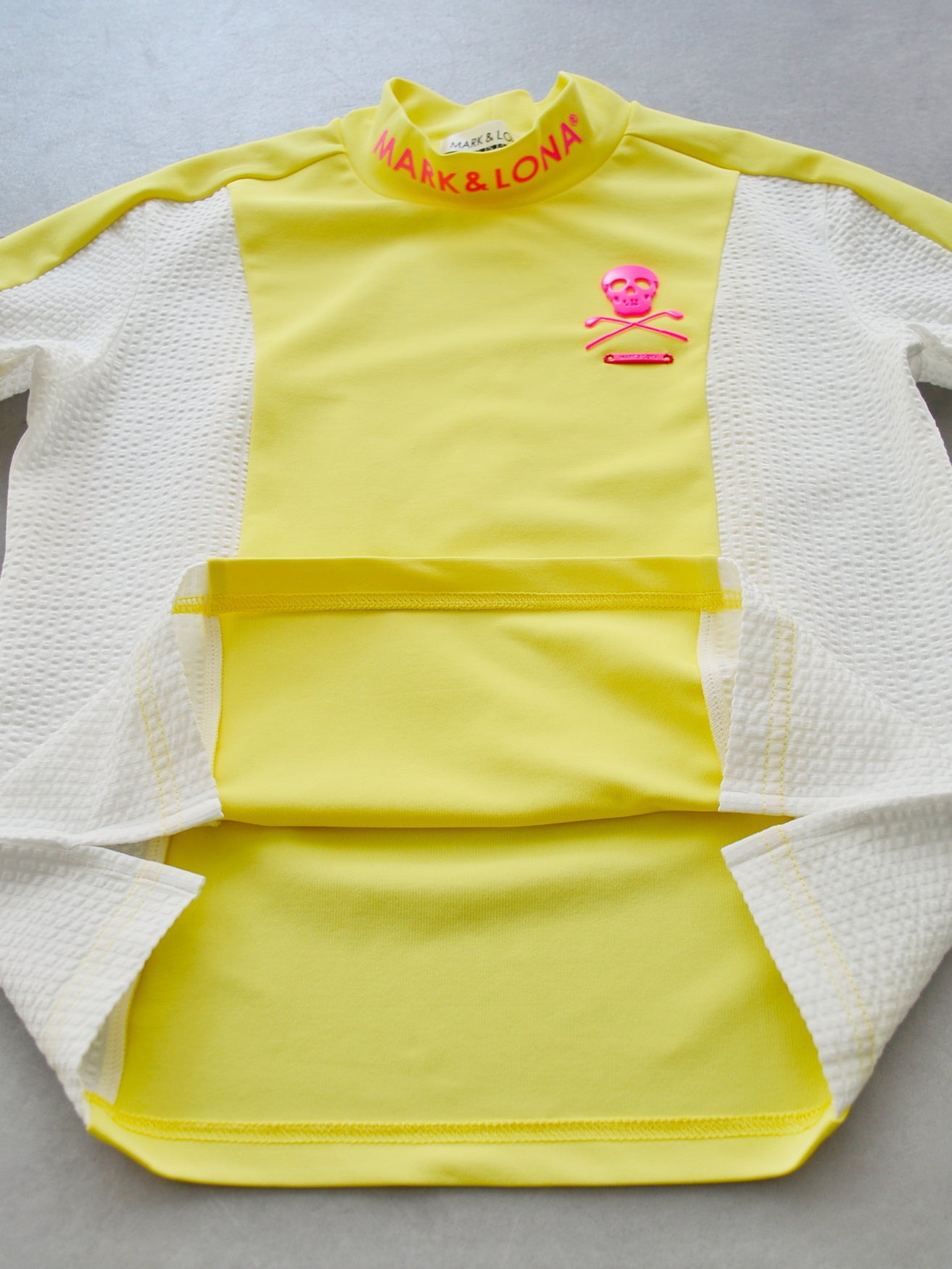 Calde Panel Mock Neck | WOMEN / YELLOW
