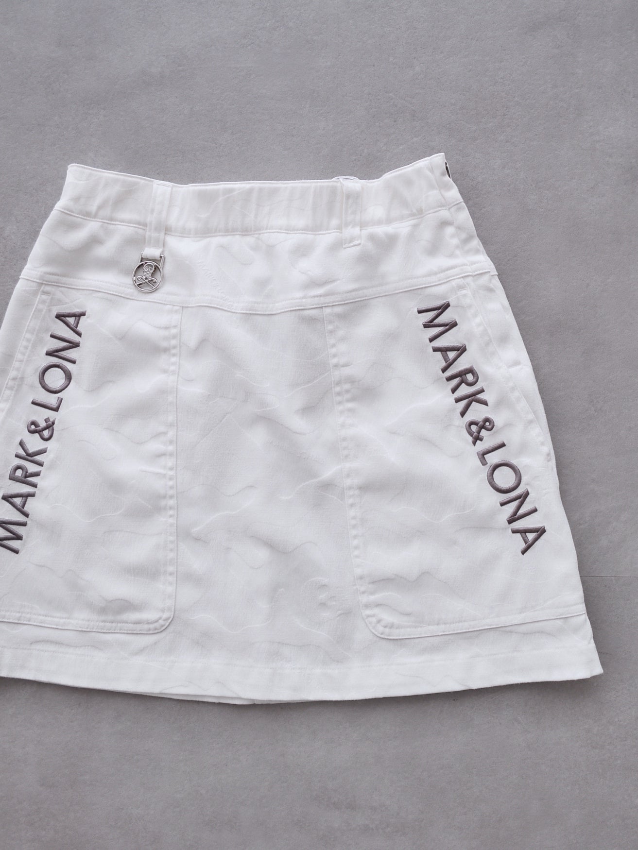 Gauge Trapeze Mini Skirt | WOMEN / WHITE