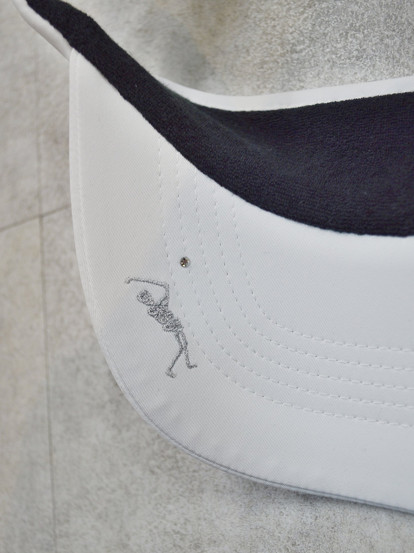 Option Crystal Flag Visor | MEN and WOMEN / WHITE