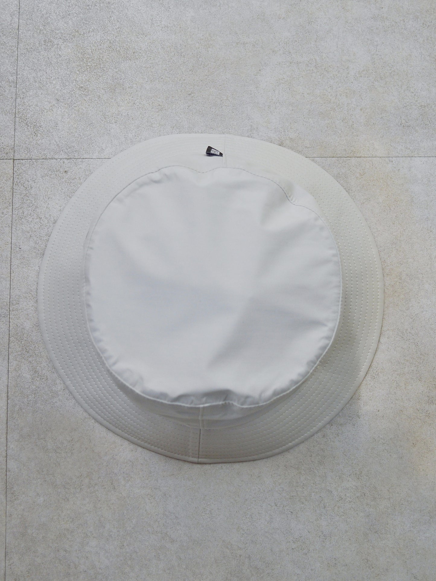 Ever Protech Bucket Hat | MEN and WOMEN / IVORY
