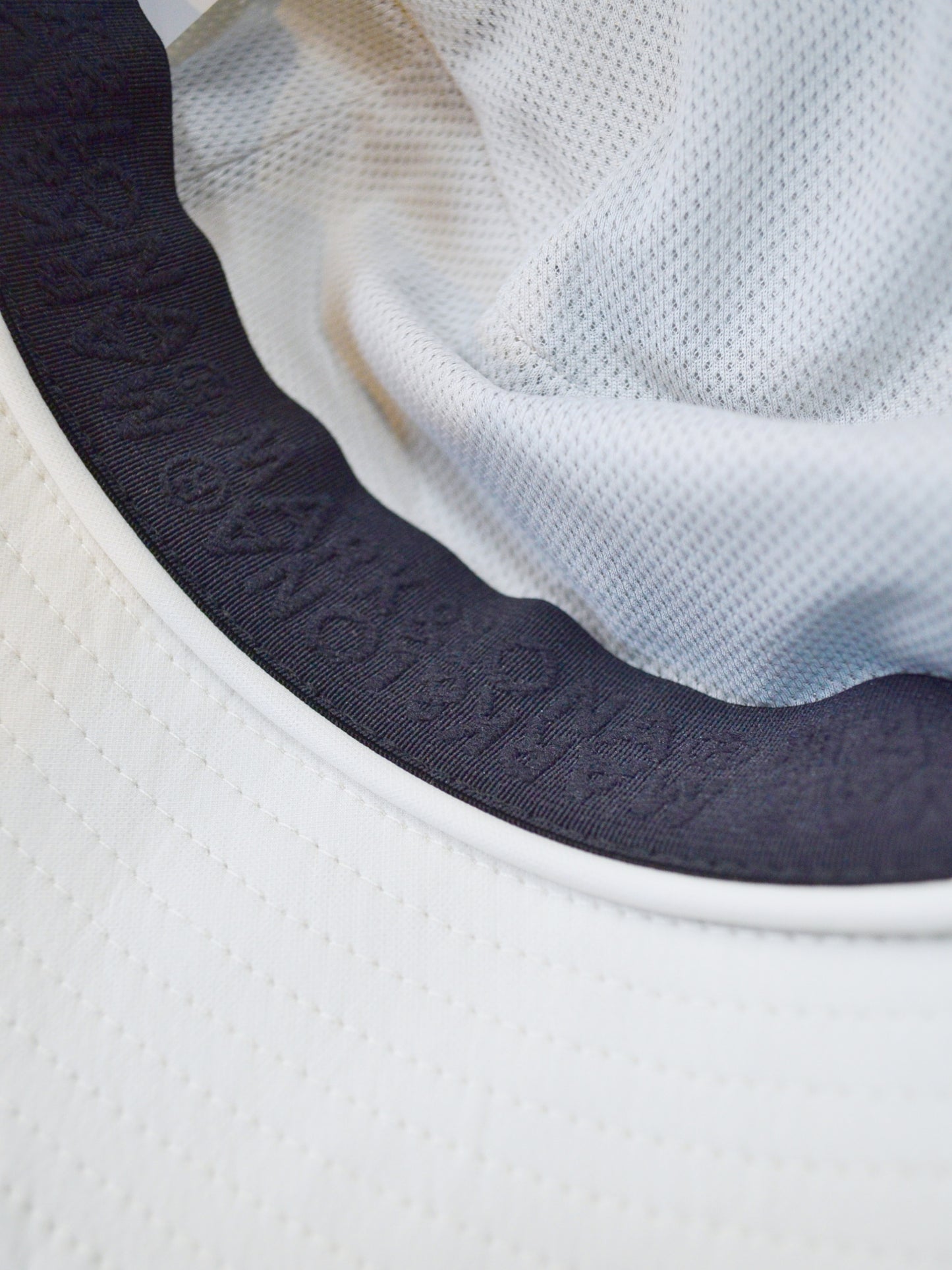 Ever Protech Bucket Hat | MEN and WOMEN / IVORY
