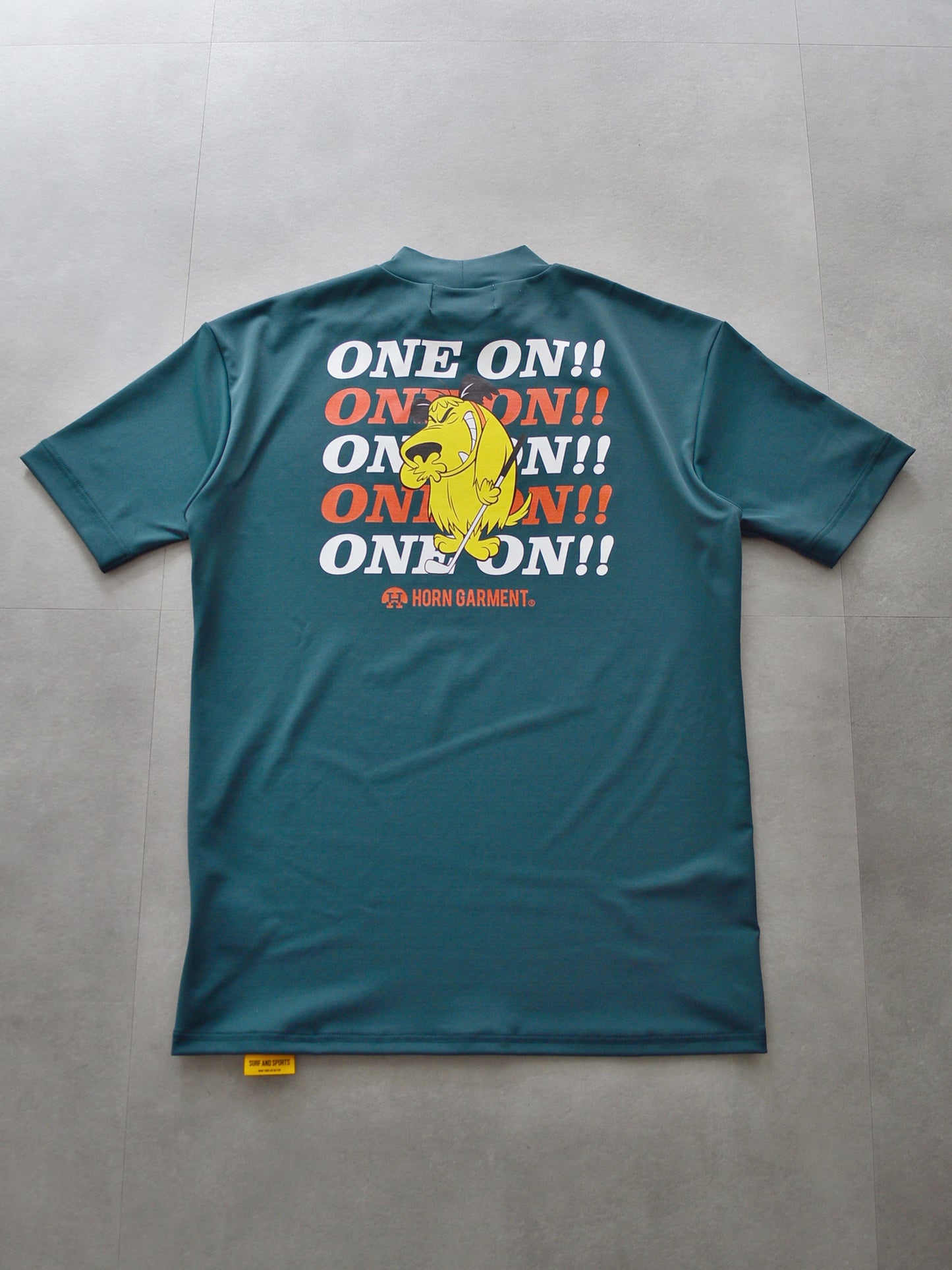 One On Wacky TEE | MEN / GREEN