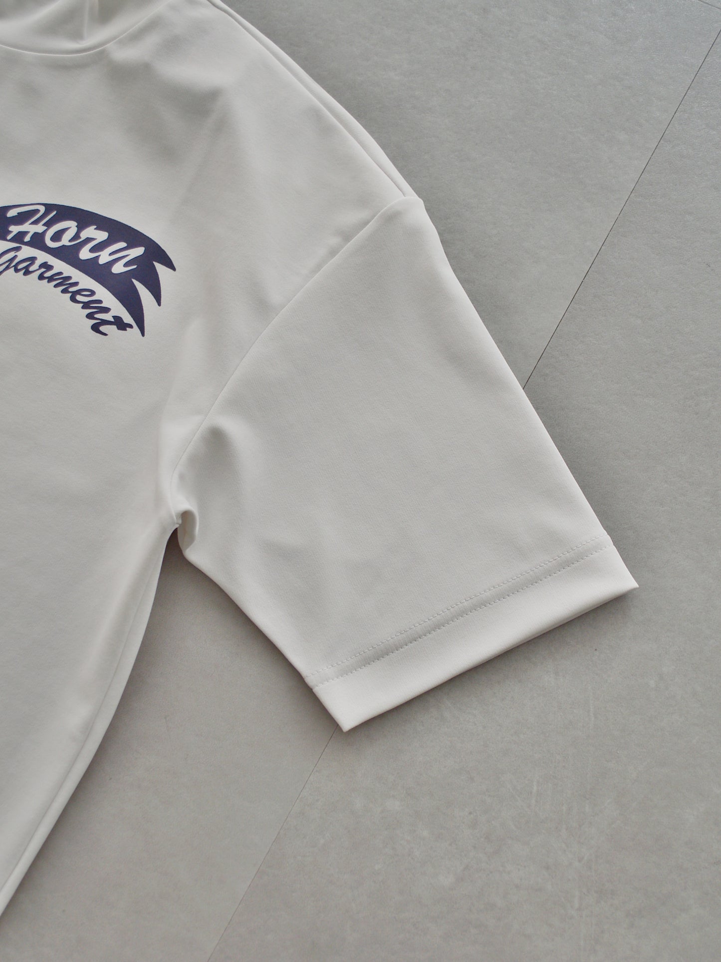 One On Wacky TEE | MEN / WHITE