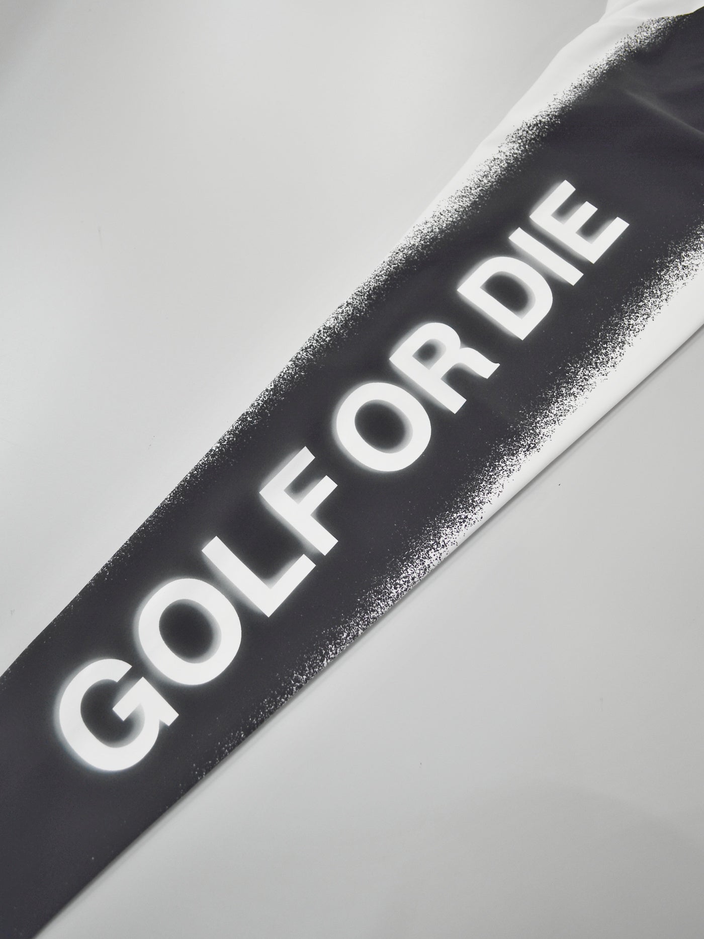 Vanguard Panel Mock Neck | MEN / WHITE