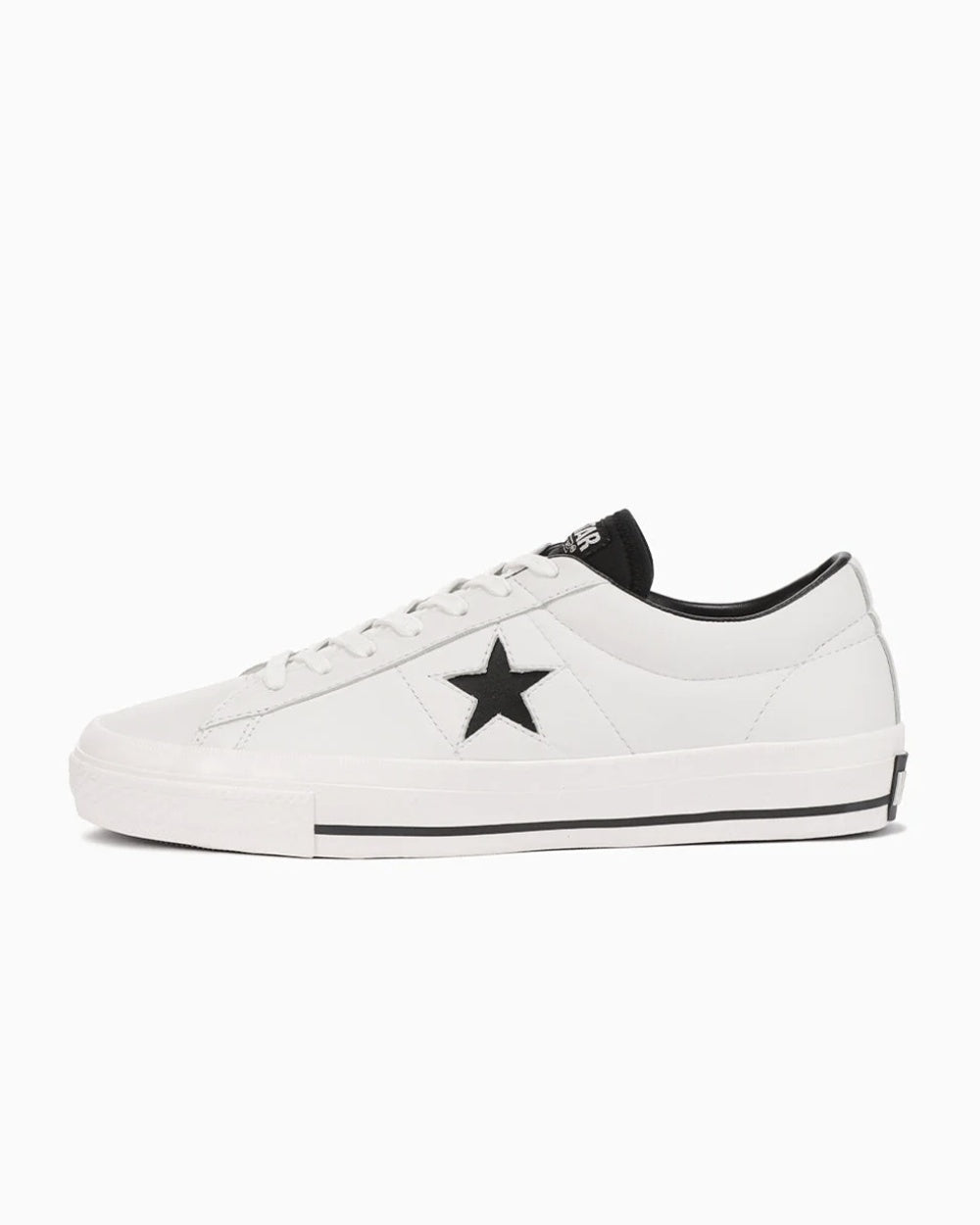 ONE STAR GF | White/Black