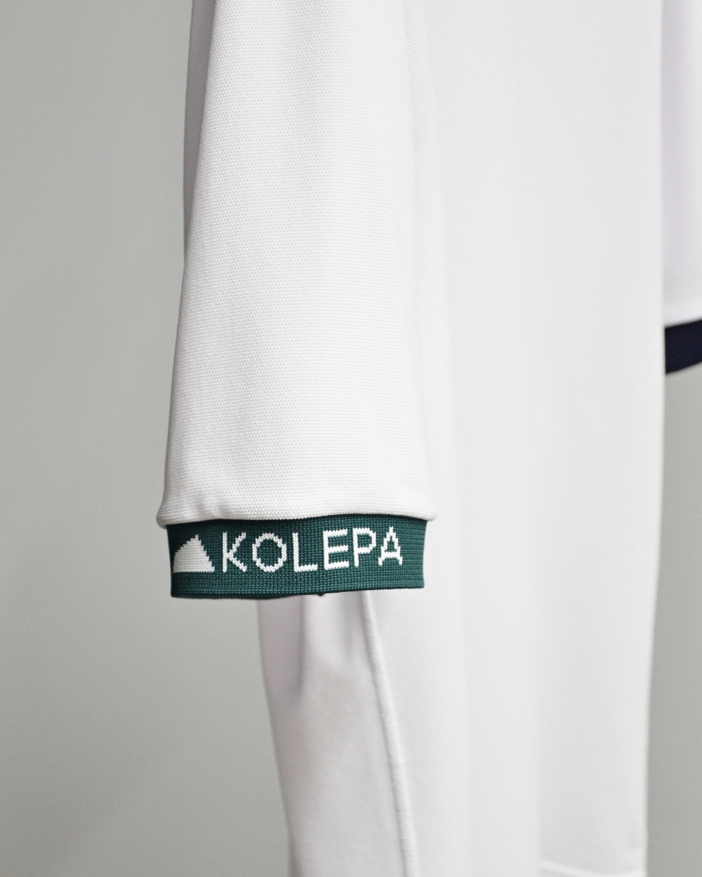 Mālama Recycle Pique Mockneck Shortsleeve / WHITE