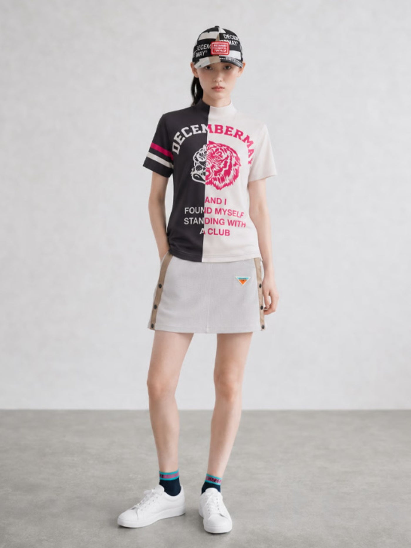 (DECEMBER MAY) Lovers tiger bicolor mock neck / WOMEN  / CHARCOAL