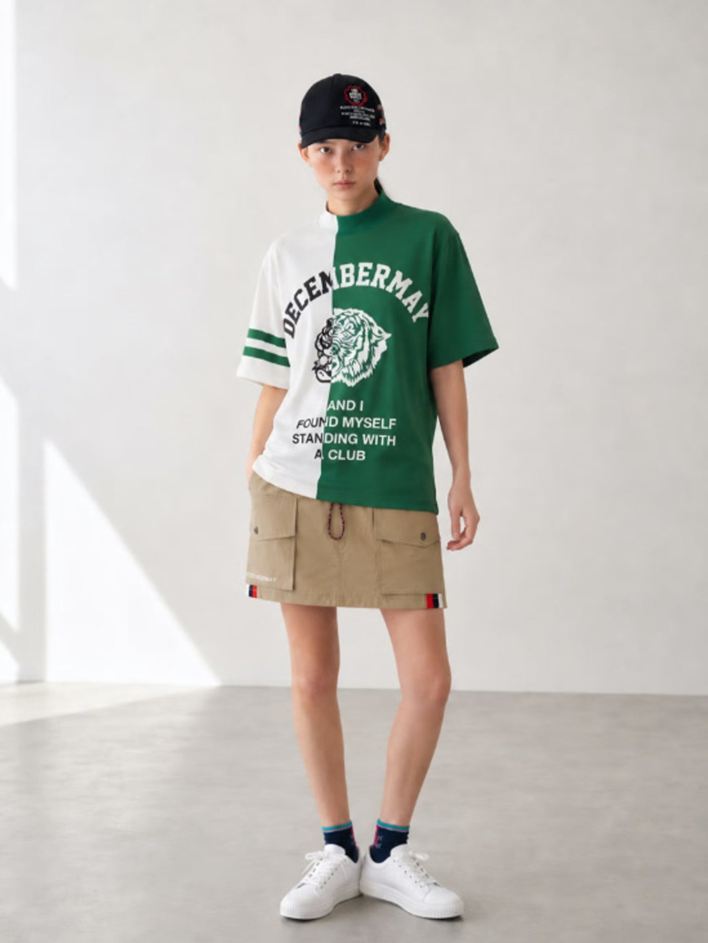 (DECEMBER MAY) Lovers tiger bicolor mock neck / WOMEN  / GREEN