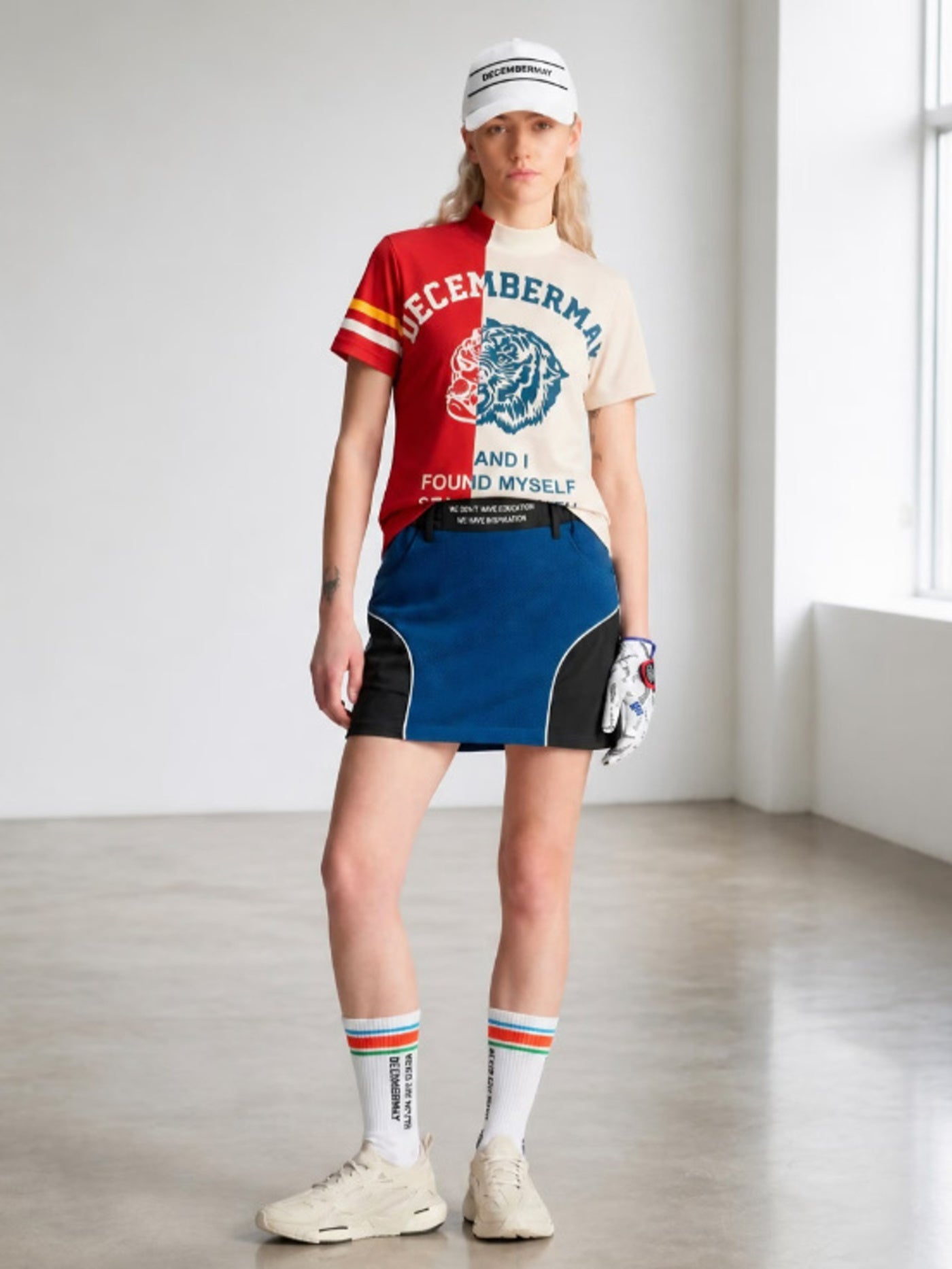 (DECEMBER MAY) Lovers tiger bicolor mock neck / WOMEN  / CHERRY