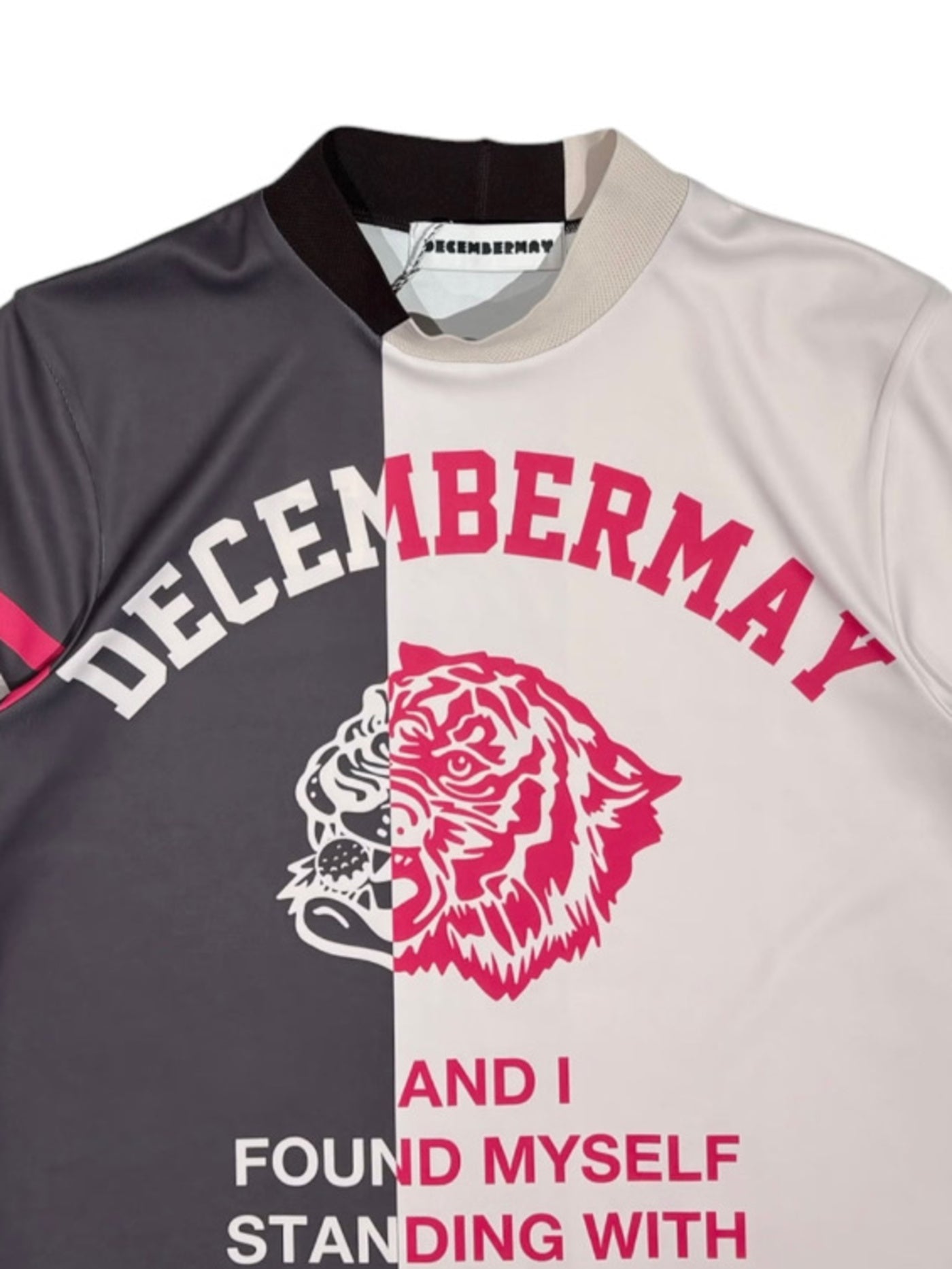 (DECEMBER MAY) Lovers tiger bicolor mock neck / WOMEN  / CHARCOAL